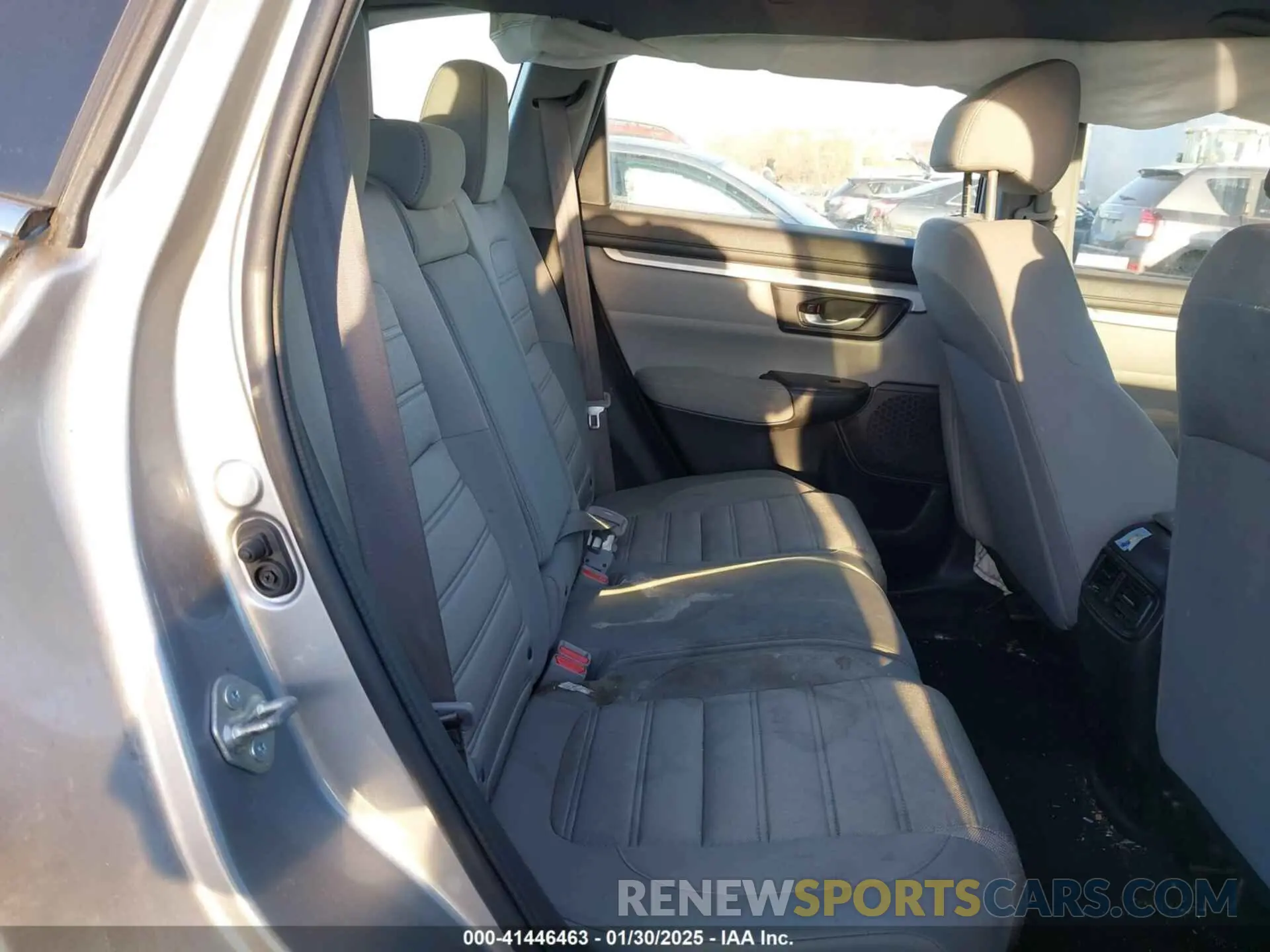 8 Photograph of a damaged car 2HKRW2H25LH654393 HONDA CR-V 2020