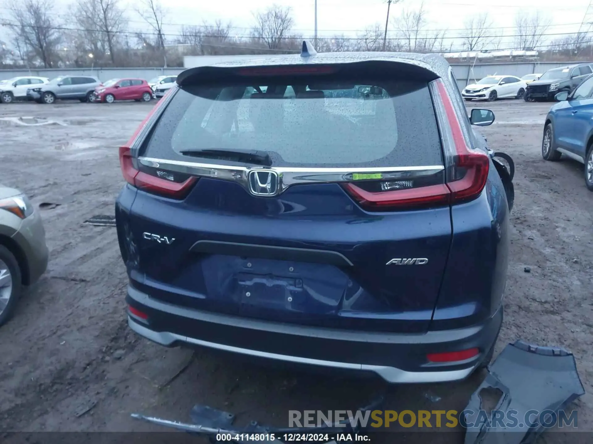 17 Photograph of a damaged car 2HKRW2H26LH639630 HONDA CR-V 2020