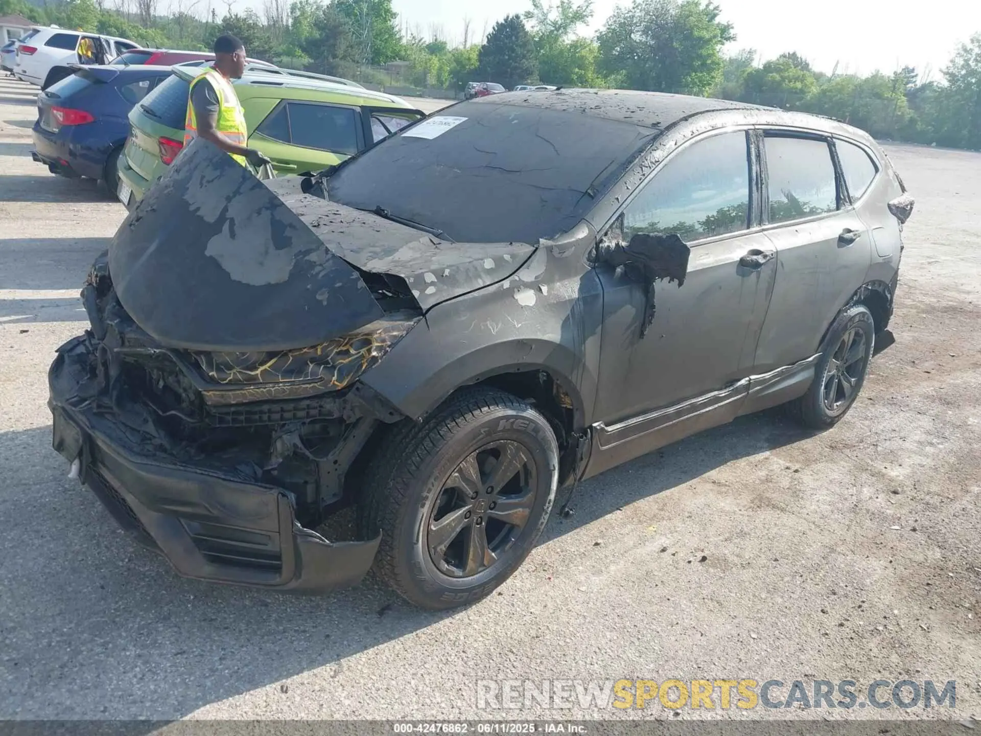 2 Photograph of a damaged car 2HKRW2H27LH655786 HONDA CR-V 2020