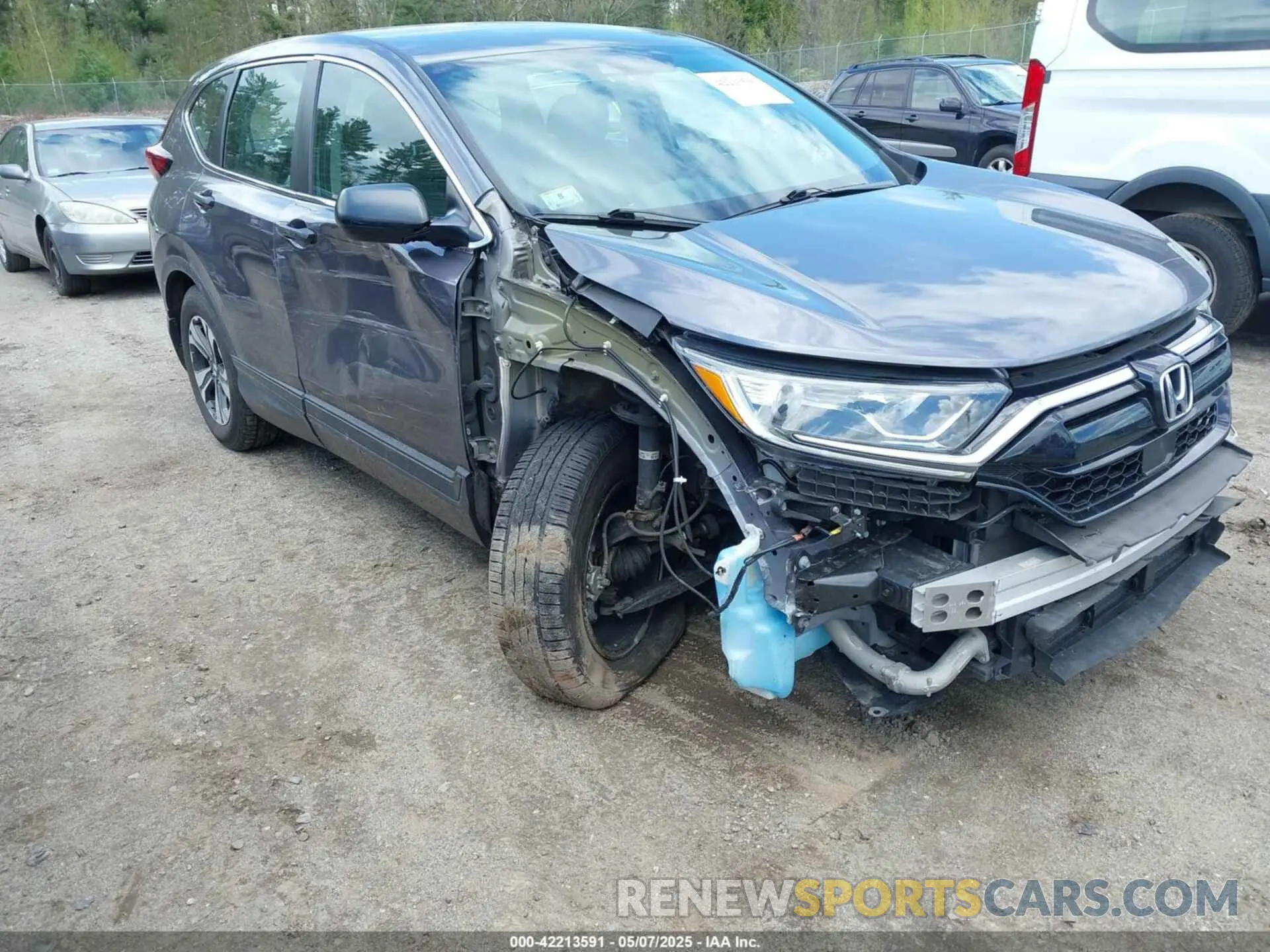 6 Photograph of a damaged car 2HKRW2H29LH630856 HONDA CR-V 2020