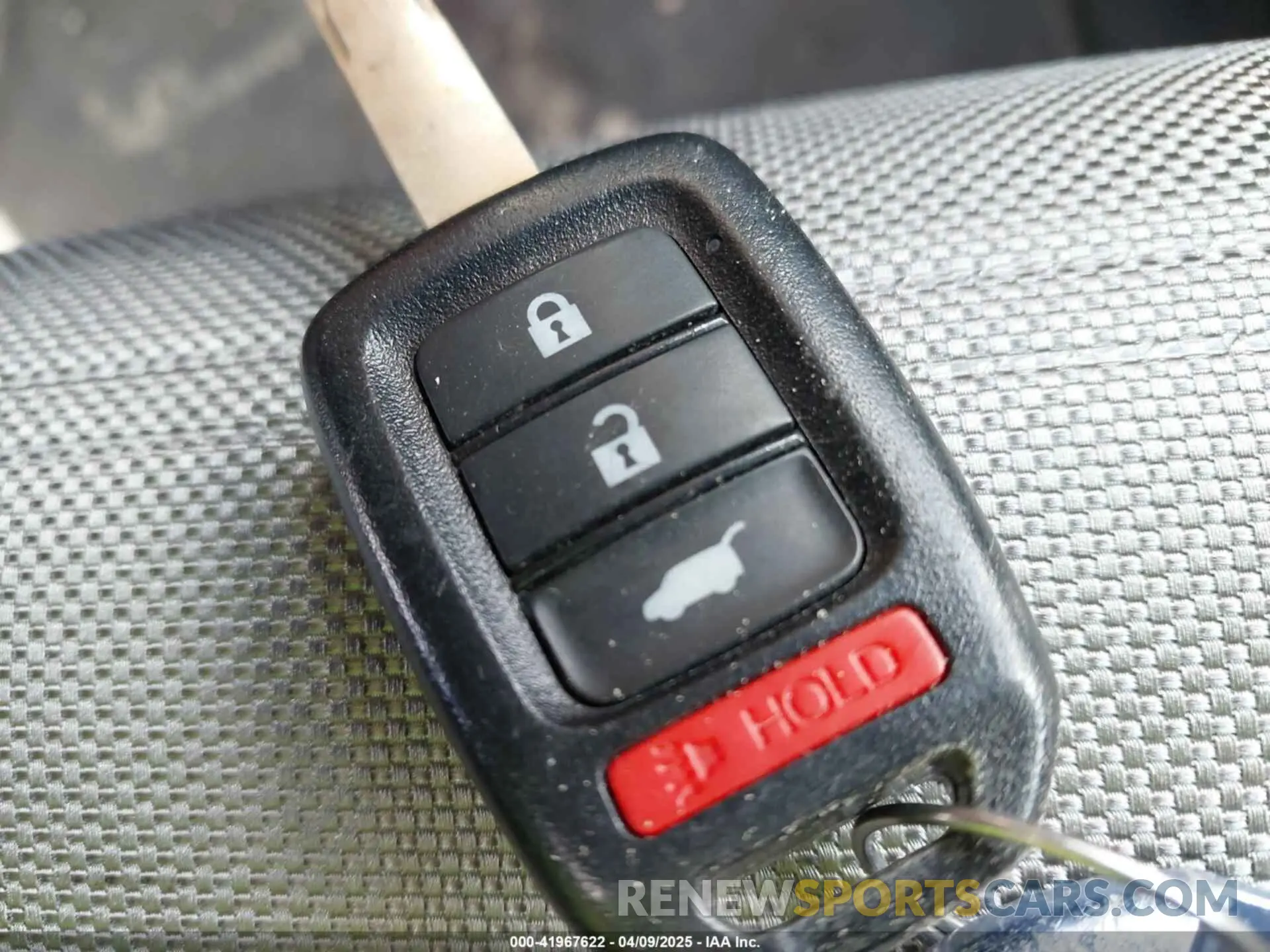 11 Photograph of a damaged car 2HKRW2H2XLH610552 HONDA CR-V 2020