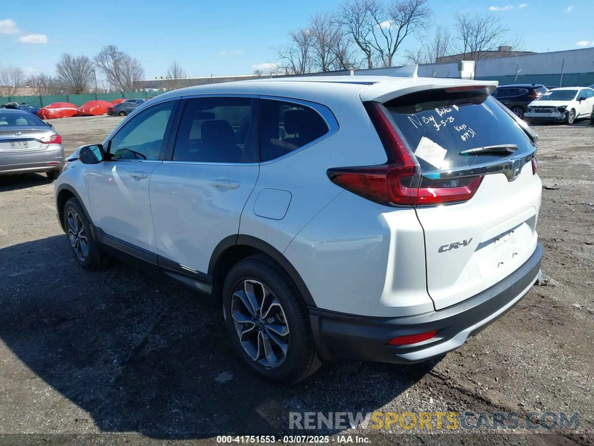 3 Photograph of a damaged car 2HKRW2H50LH656479 HONDA CR-V 2020