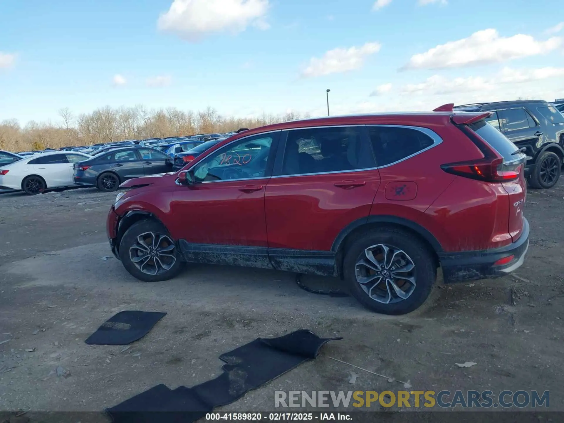 14 Photograph of a damaged car 2HKRW2H50LH657437 HONDA CR-V 2020