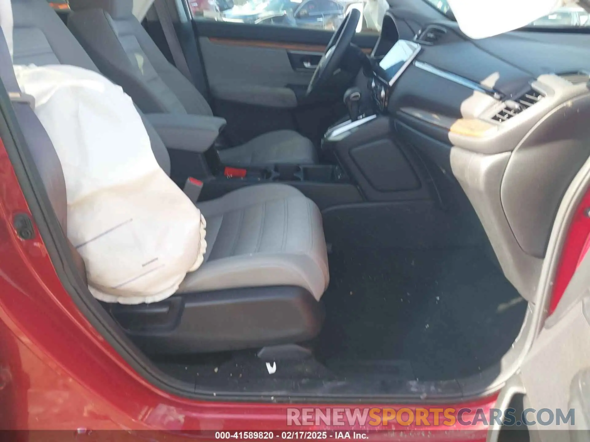 5 Photograph of a damaged car 2HKRW2H50LH657437 HONDA CR-V 2020