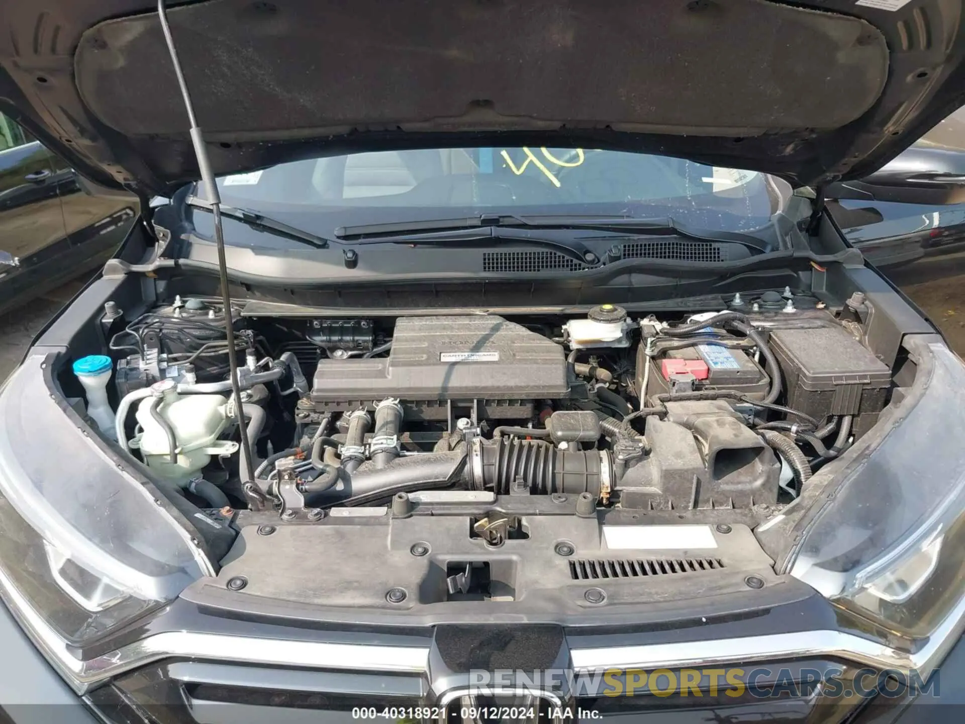 10 Photograph of a damaged car 2HKRW2H51LH655681 HONDA CR-V 2020