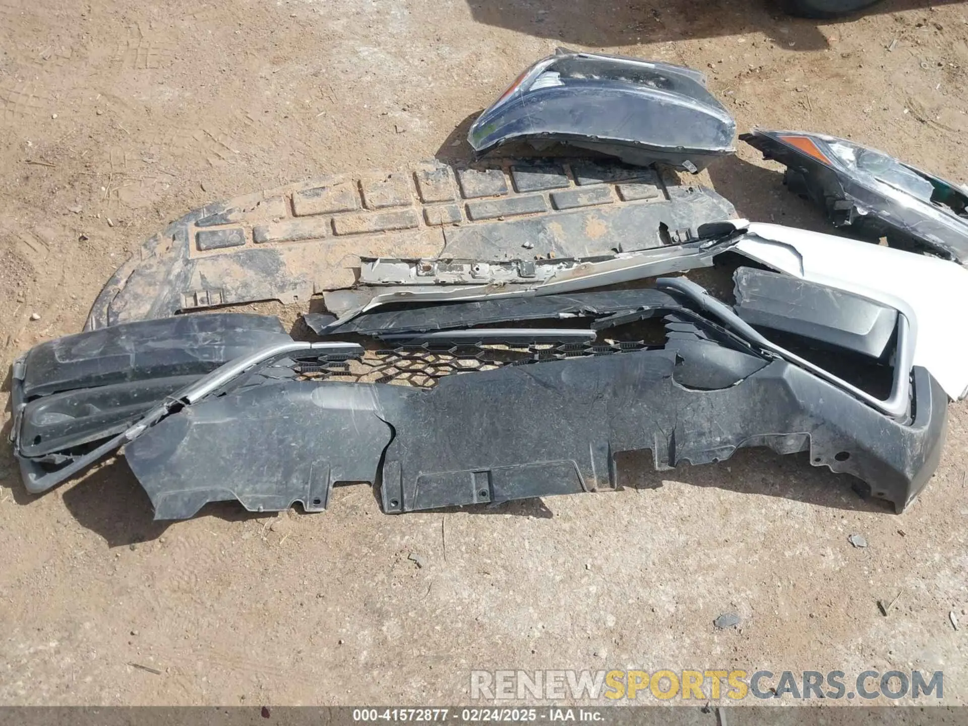 12 Photograph of a damaged car 2HKRW2H51LH692844 HONDA CR-V 2020
