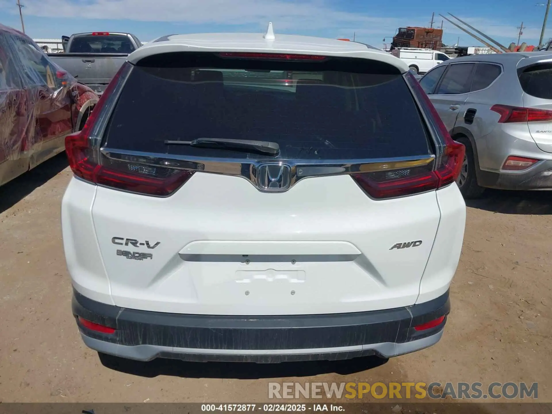 17 Photograph of a damaged car 2HKRW2H51LH692844 HONDA CR-V 2020
