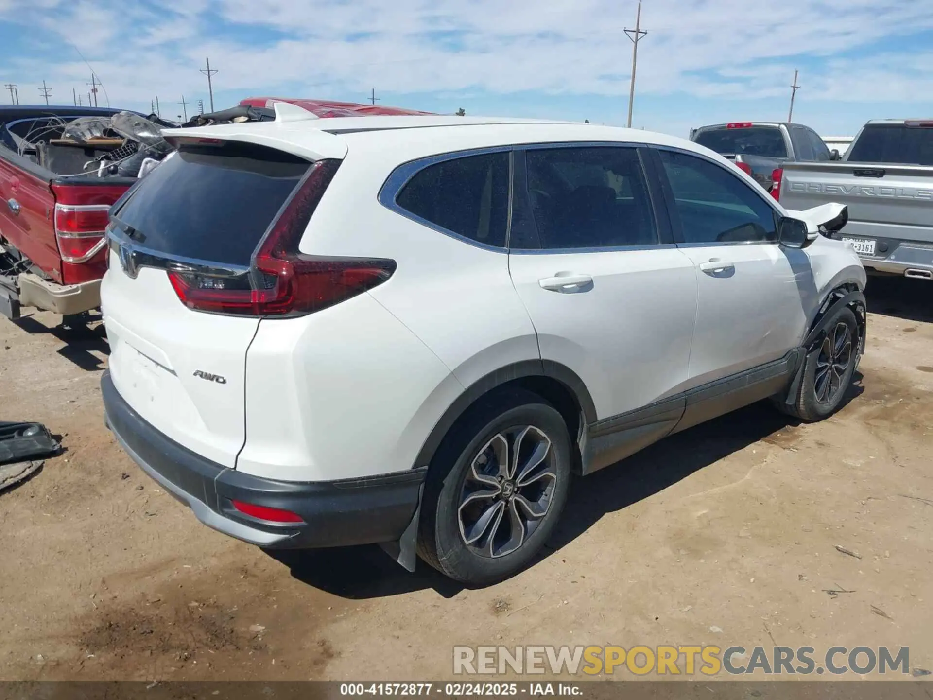 4 Photograph of a damaged car 2HKRW2H51LH692844 HONDA CR-V 2020