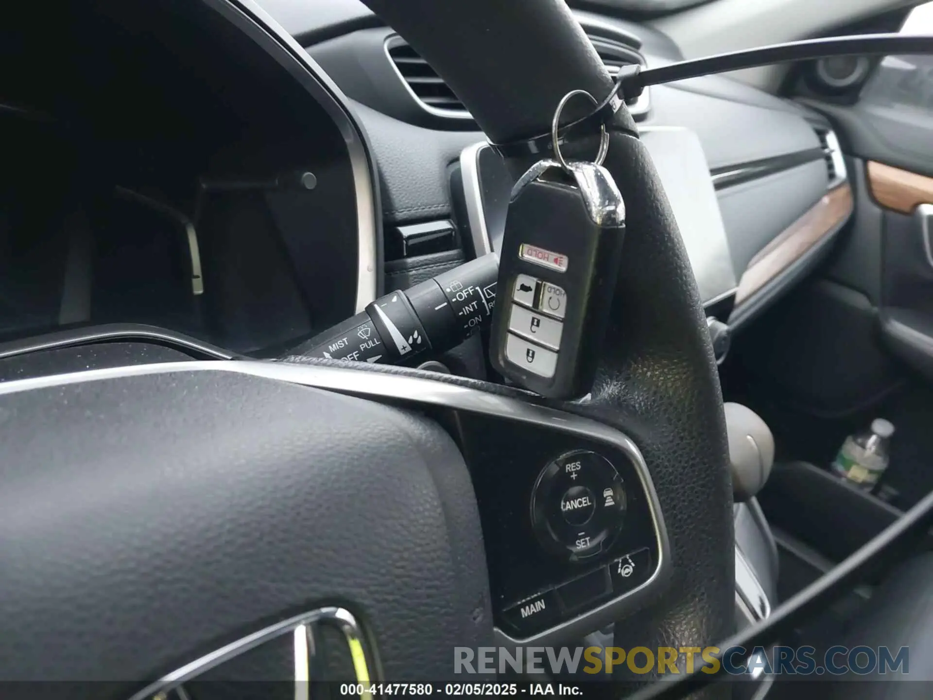 11 Photograph of a damaged car 2HKRW2H52LH611589 HONDA CR-V 2020