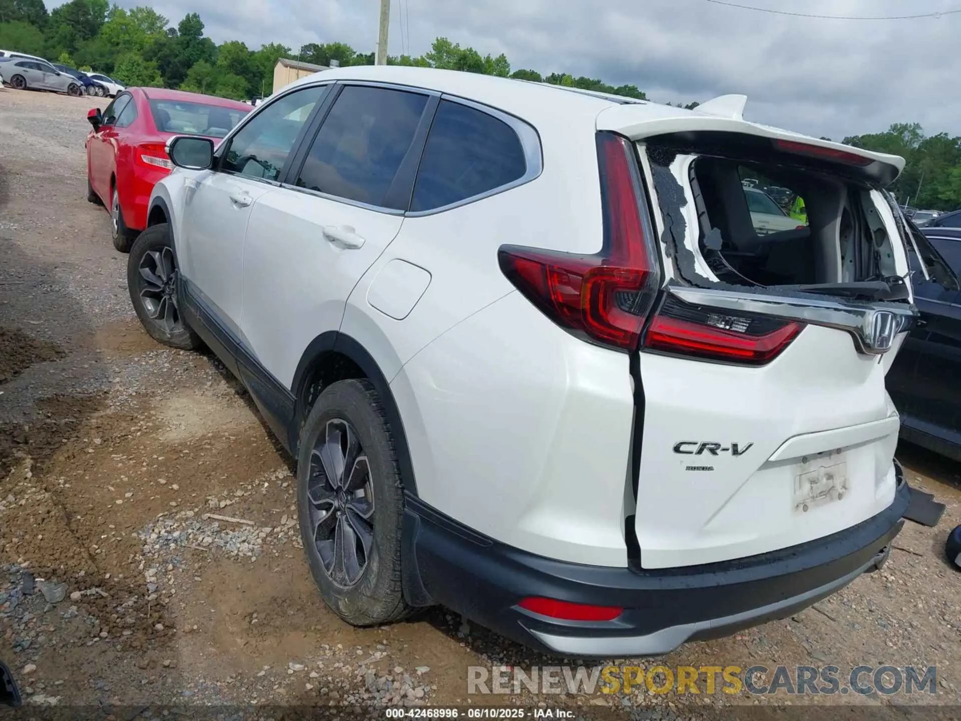 3 Photograph of a damaged car 2HKRW2H52LH689953 HONDA CR-V 2020