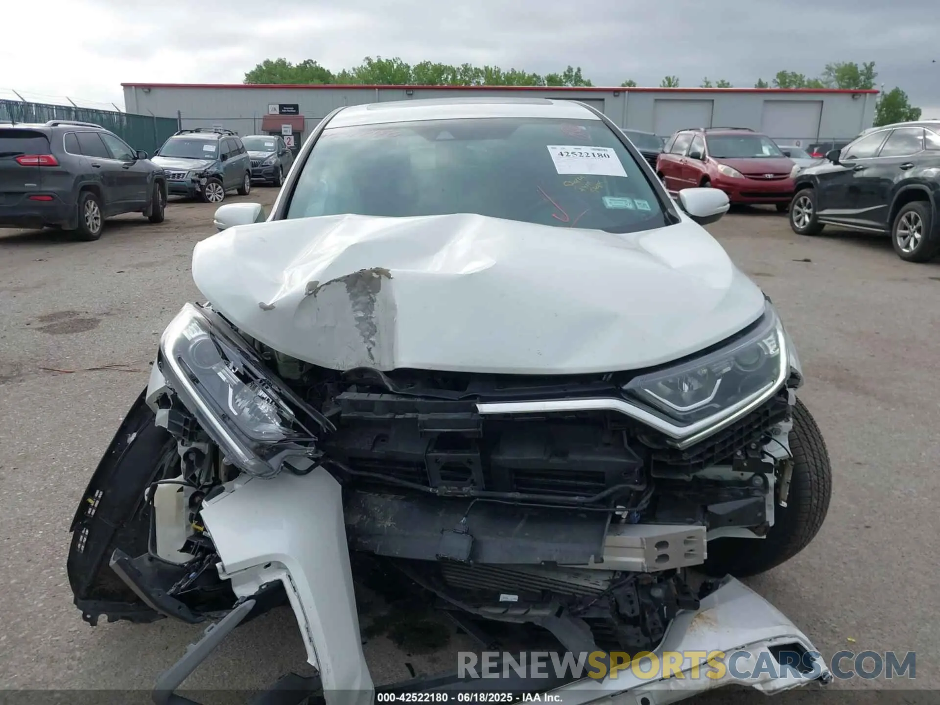 6 Photograph of a damaged car 2HKRW2H53LH600486 HONDA CR-V 2020