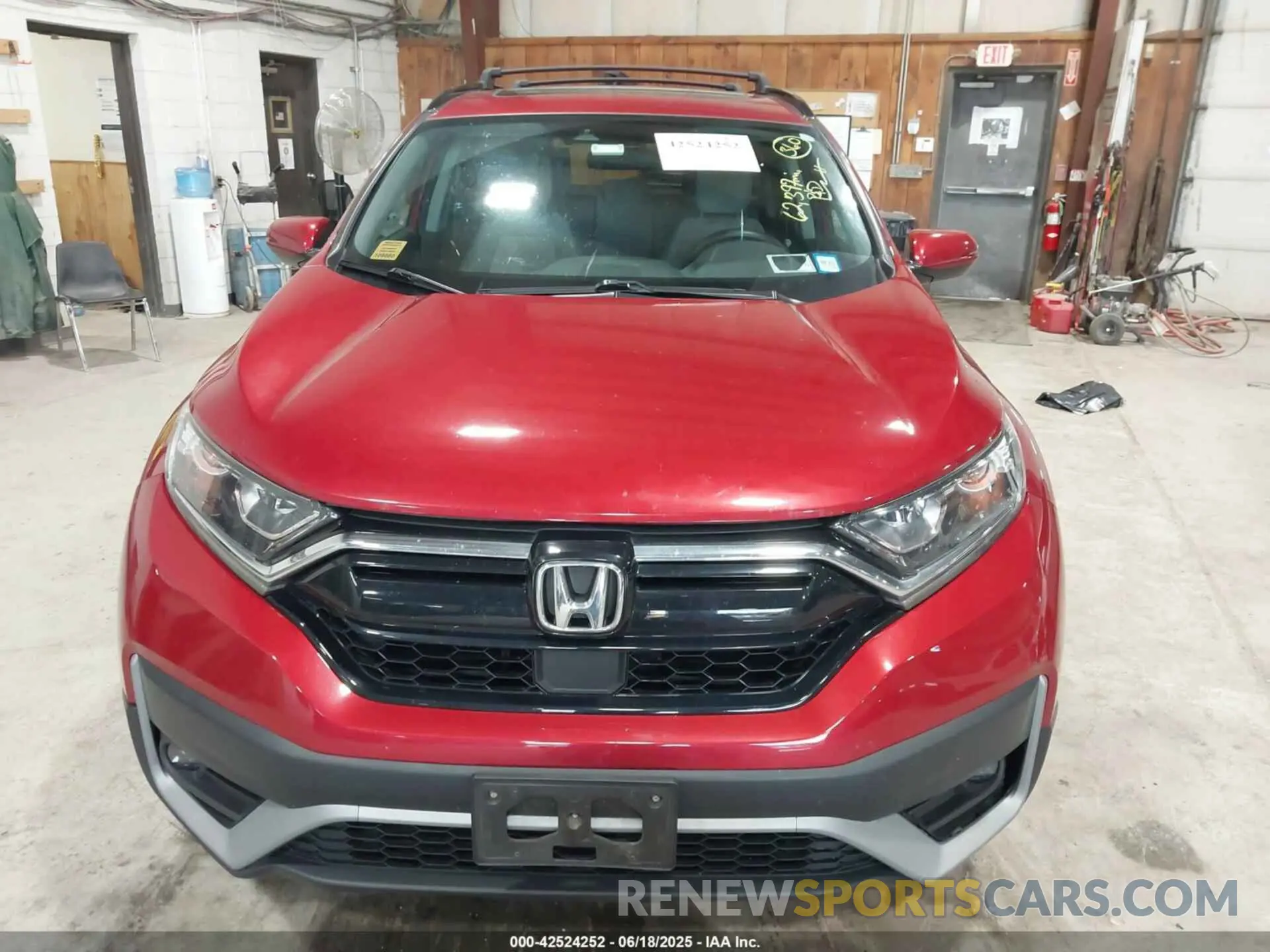 12 Photograph of a damaged car 2HKRW2H53LH670909 HONDA CR-V 2020