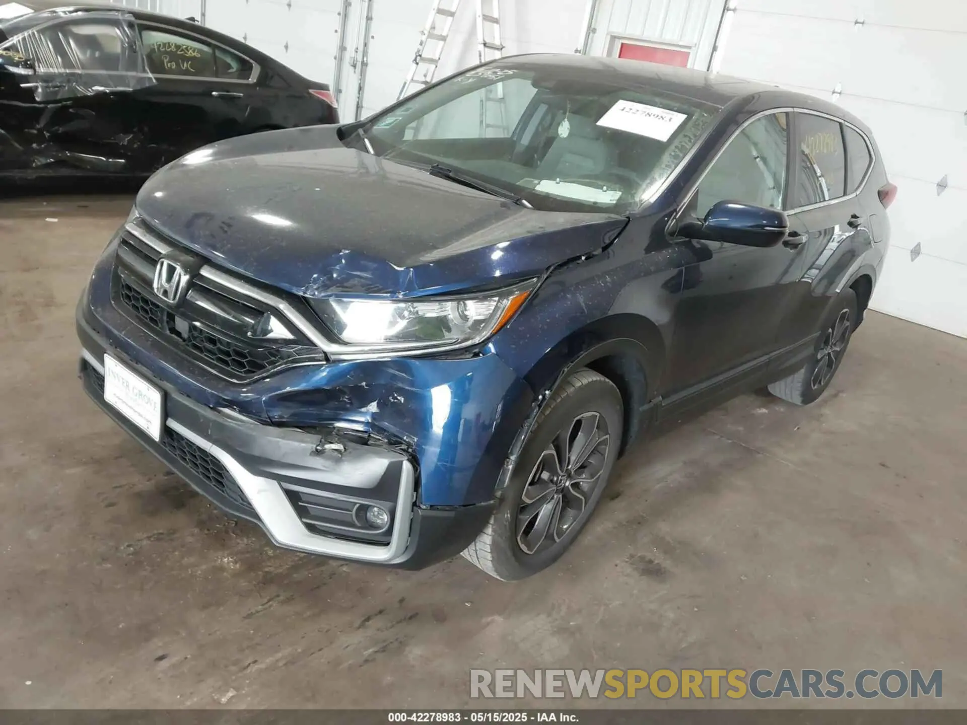 2 Photograph of a damaged car 2HKRW2H55LH614082 HONDA CR-V 2020