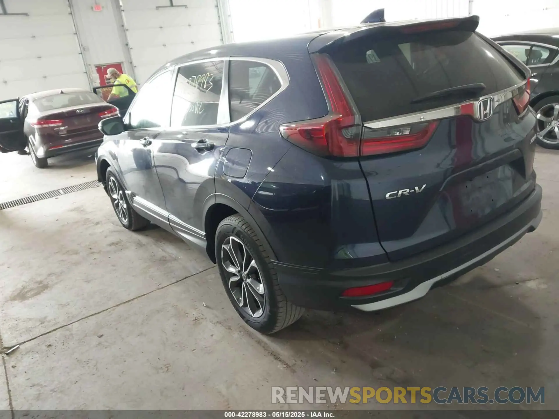 3 Photograph of a damaged car 2HKRW2H55LH614082 HONDA CR-V 2020