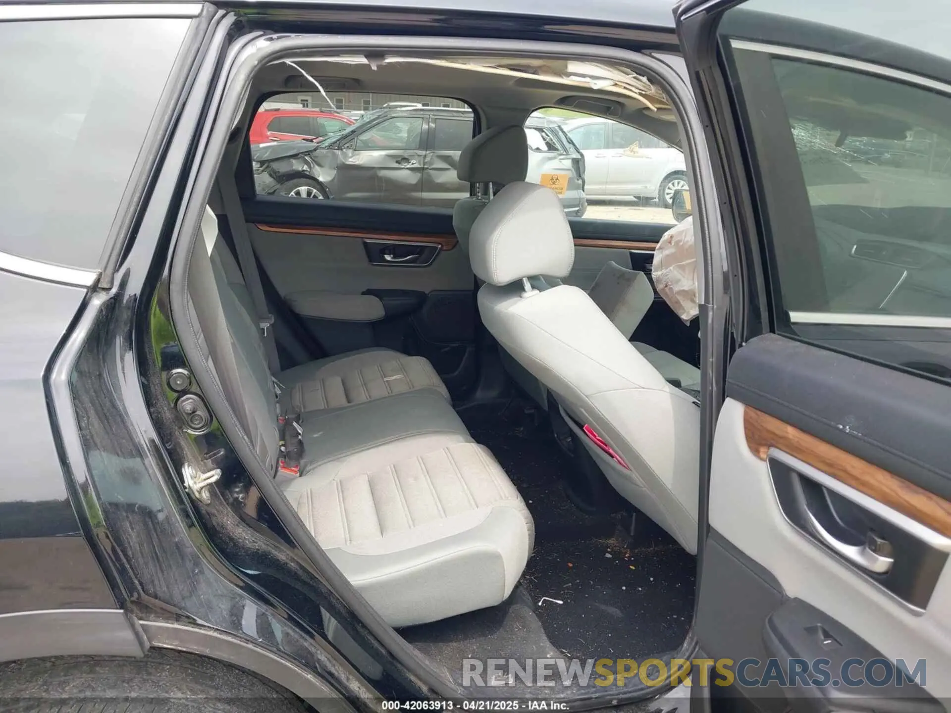 8 Photograph of a damaged car 2HKRW2H56LH607691 HONDA CR-V 2020