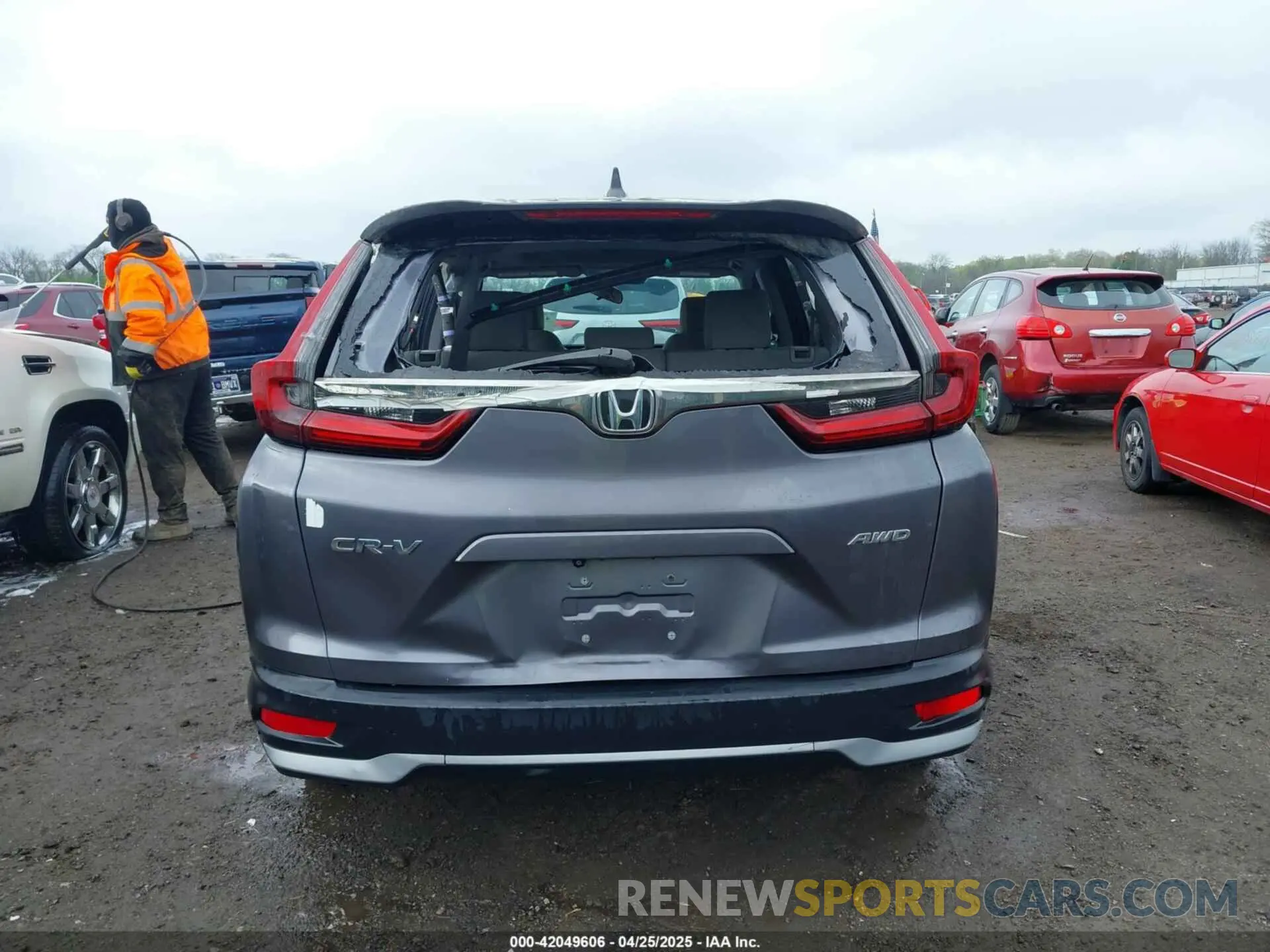 16 Photograph of a damaged car 2HKRW2H56LH650301 HONDA CR-V 2020