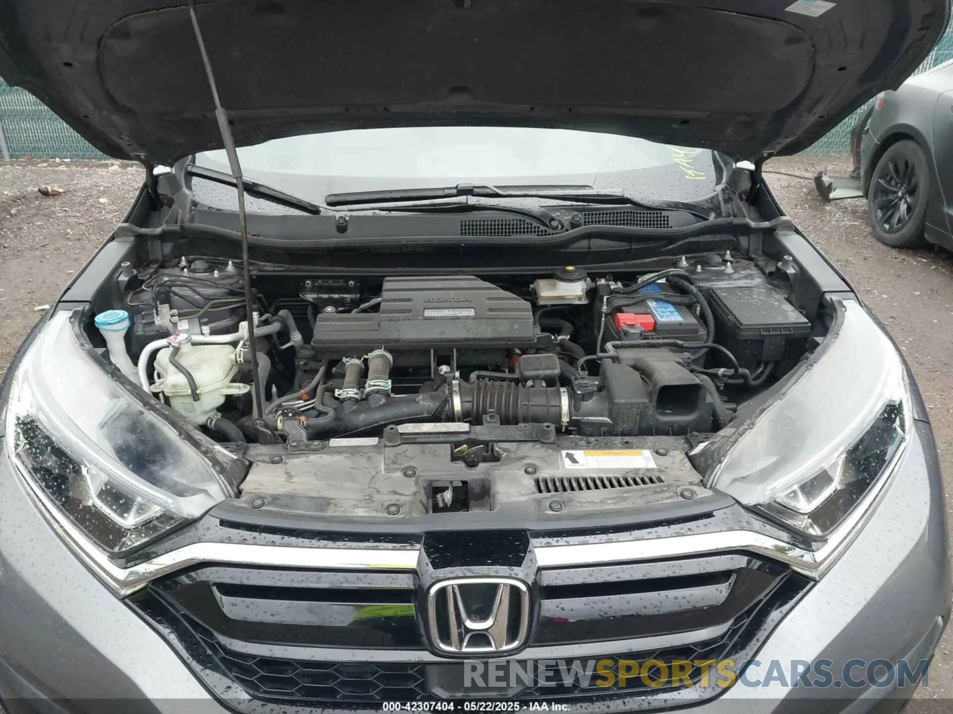 10 Photograph of a damaged car 2HKRW2H56LH661699 HONDA CR-V 2020