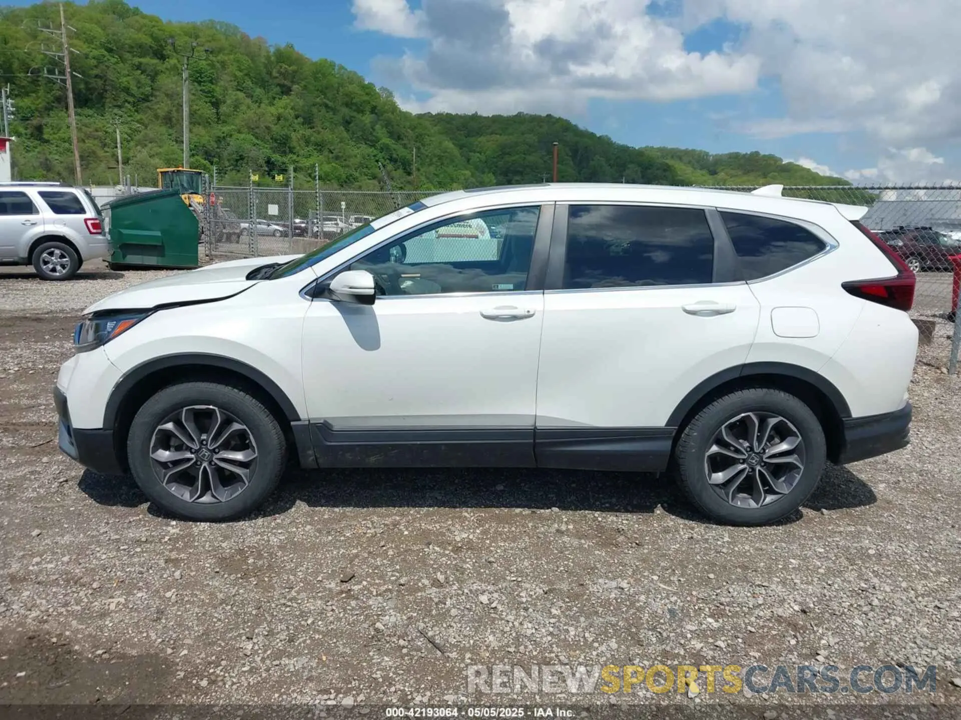 14 Photograph of a damaged car 2HKRW2H57L8645401 HONDA CR-V 2020