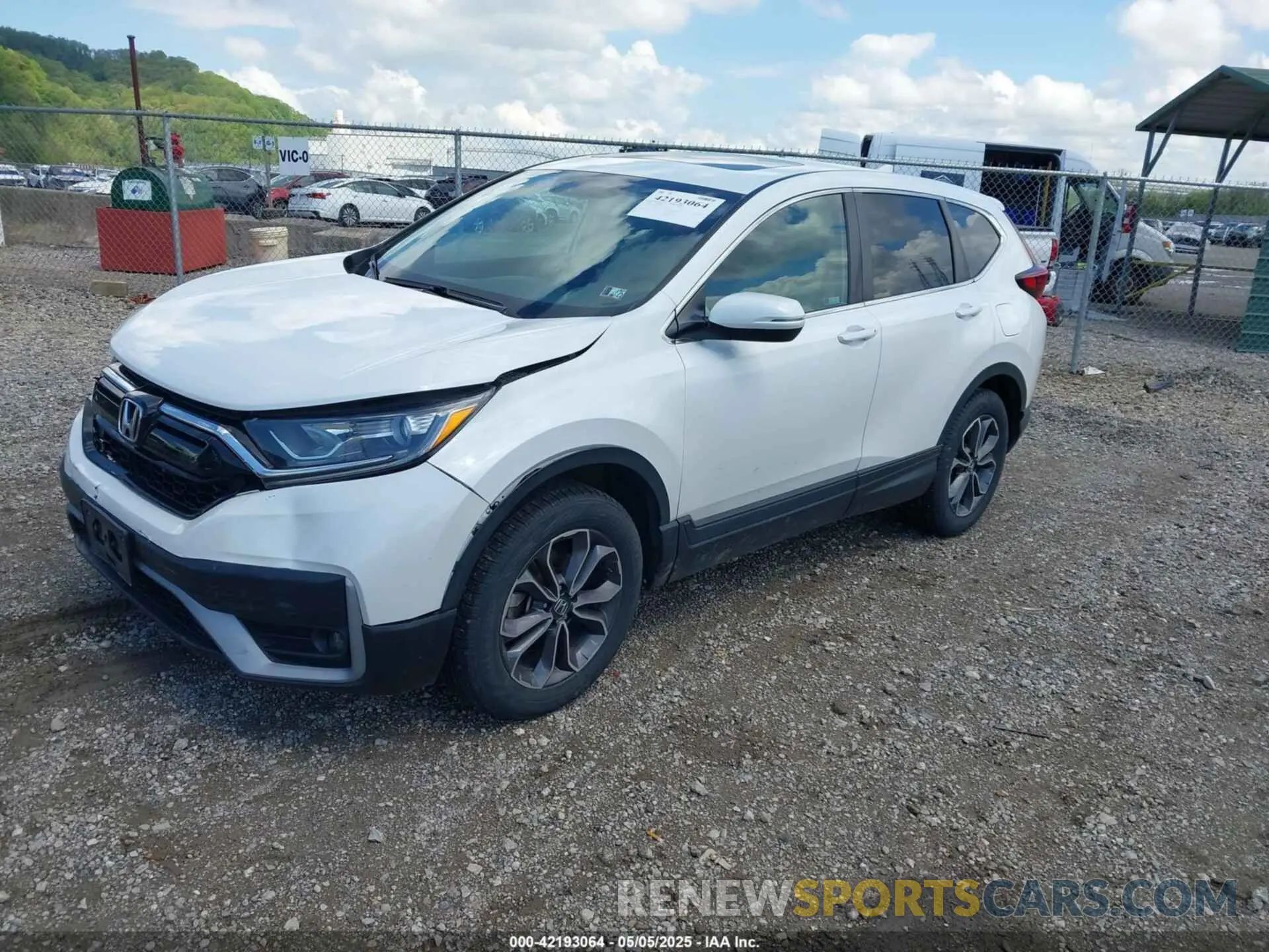2 Photograph of a damaged car 2HKRW2H57L8645401 HONDA CR-V 2020