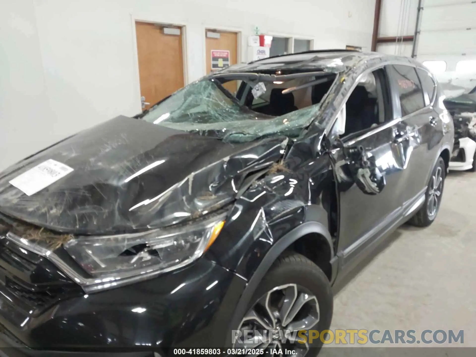 6 Photograph of a damaged car 2HKRW2H57LH635497 HONDA CR-V 2020