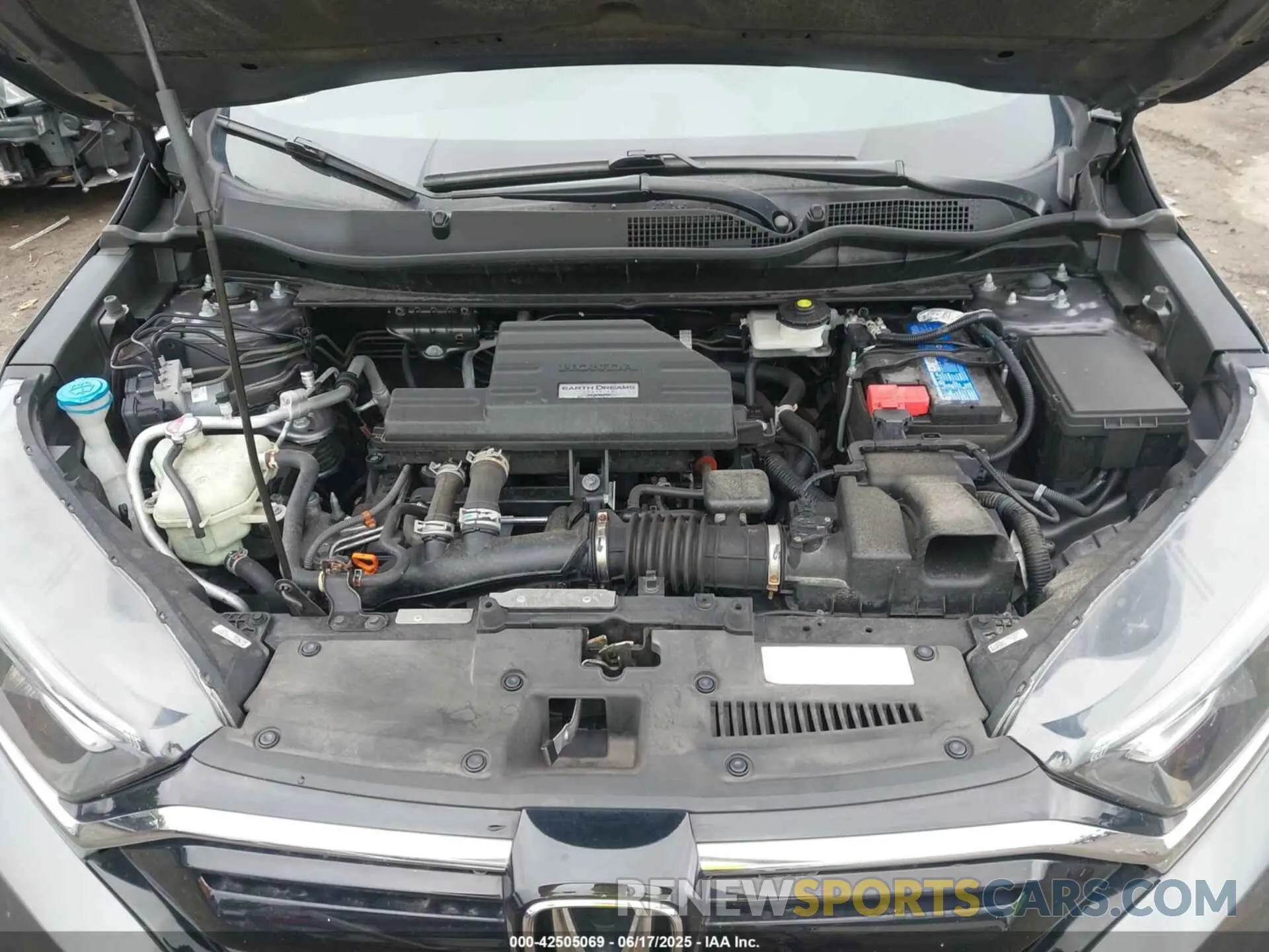 10 Photograph of a damaged car 2HKRW2H57LH635998 HONDA CR-V 2020