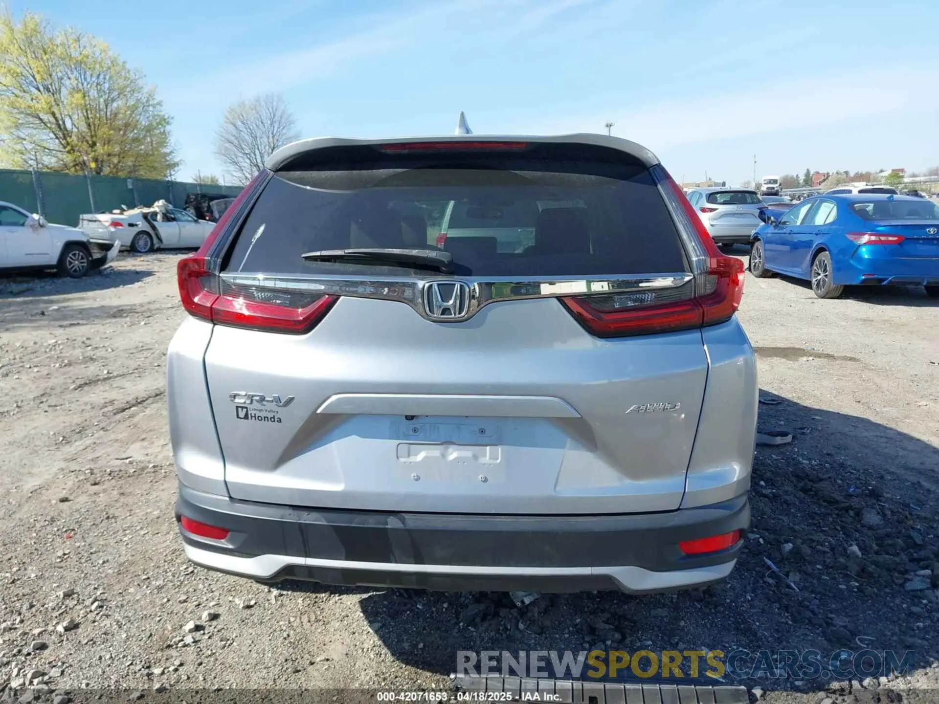 15 Photograph of a damaged car 2HKRW2H58LH622399 HONDA CR-V 2020