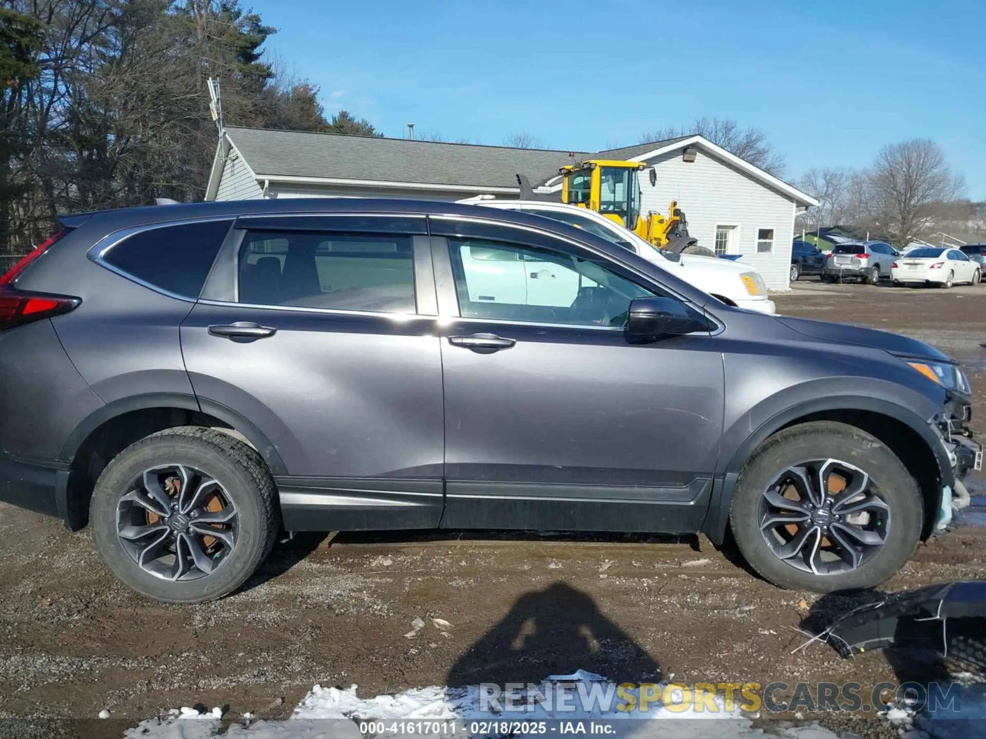 14 Photograph of a damaged car 2HKRW2H59LH606857 HONDA CR-V 2020