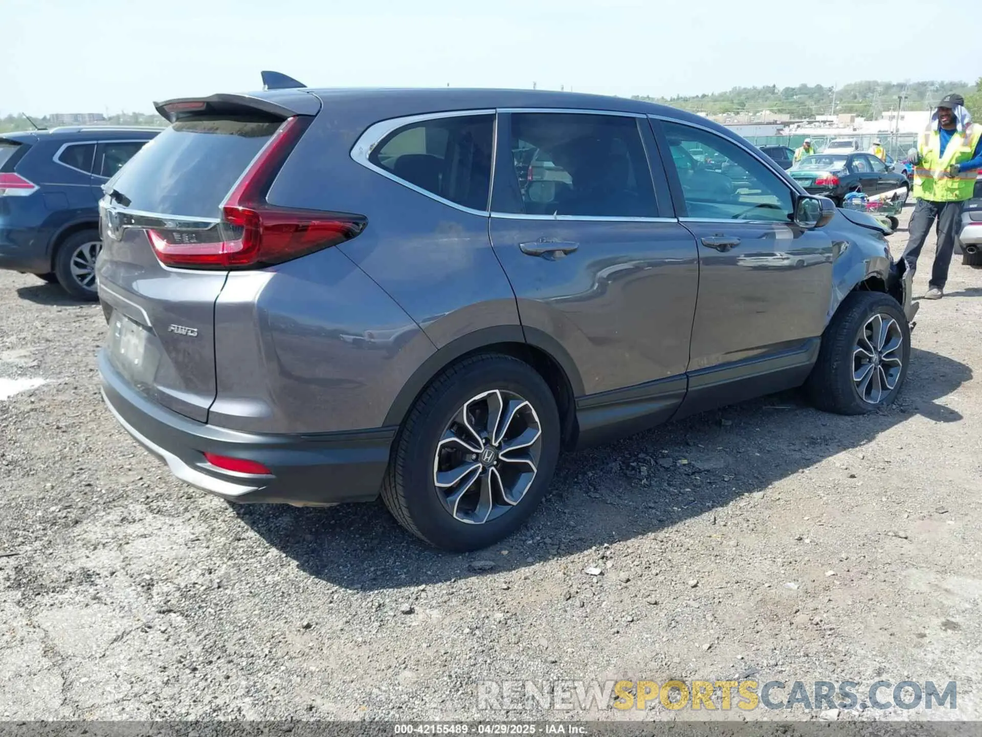 4 Photograph of a damaged car 2HKRW2H59LH668503 HONDA CR-V 2020