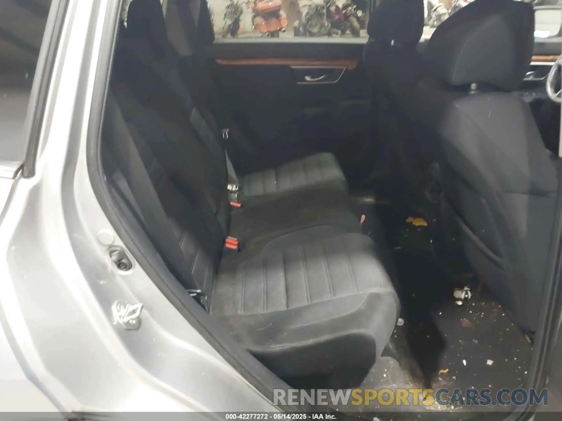 8 Photograph of a damaged car 2HKRW2H59LH682207 HONDA CR-V 2020