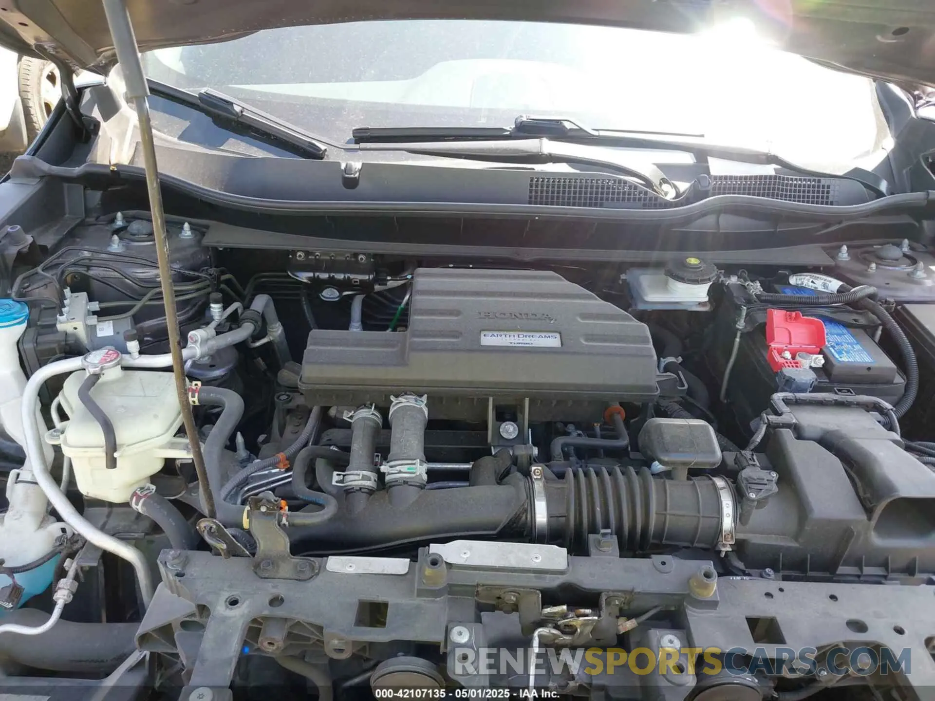 10 Photograph of a damaged car 2HKRW2H5XLH686735 HONDA CR-V 2020