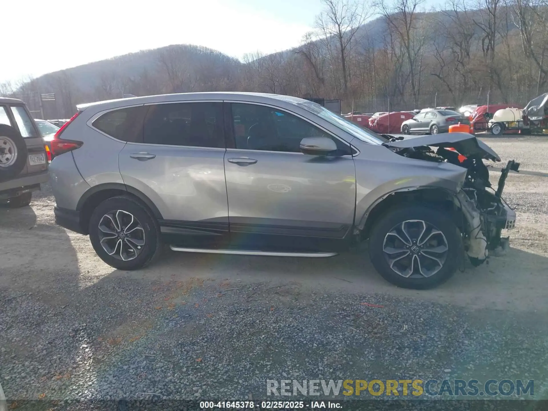 13 Photograph of a damaged car 2HKRW2H82LH600845 HONDA CR-V 2020