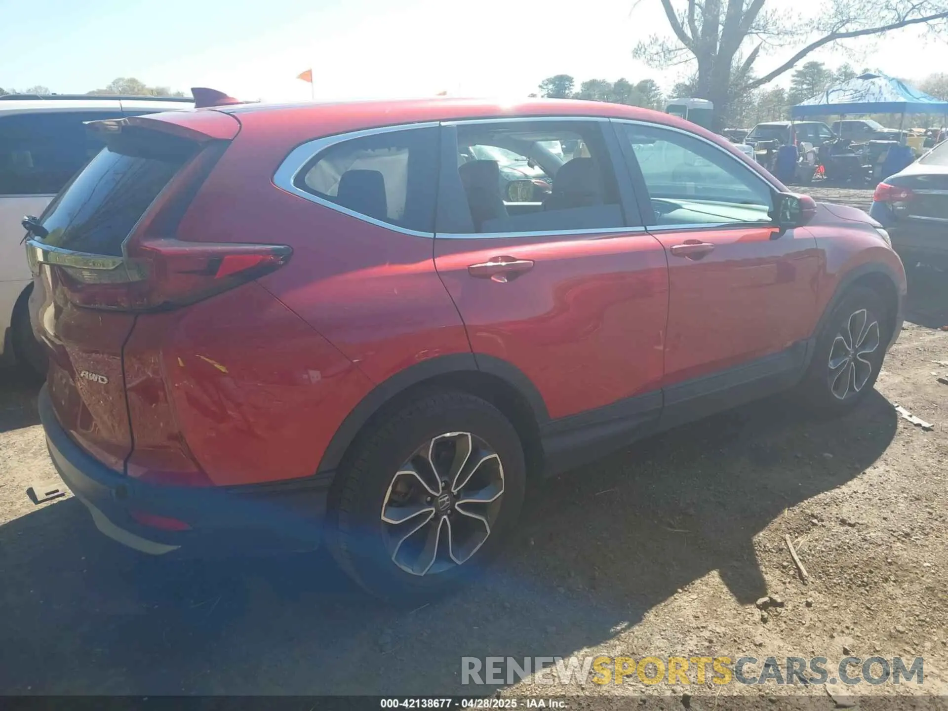 4 Photograph of a damaged car 2HKRW2H83LH637337 HONDA CR-V 2020