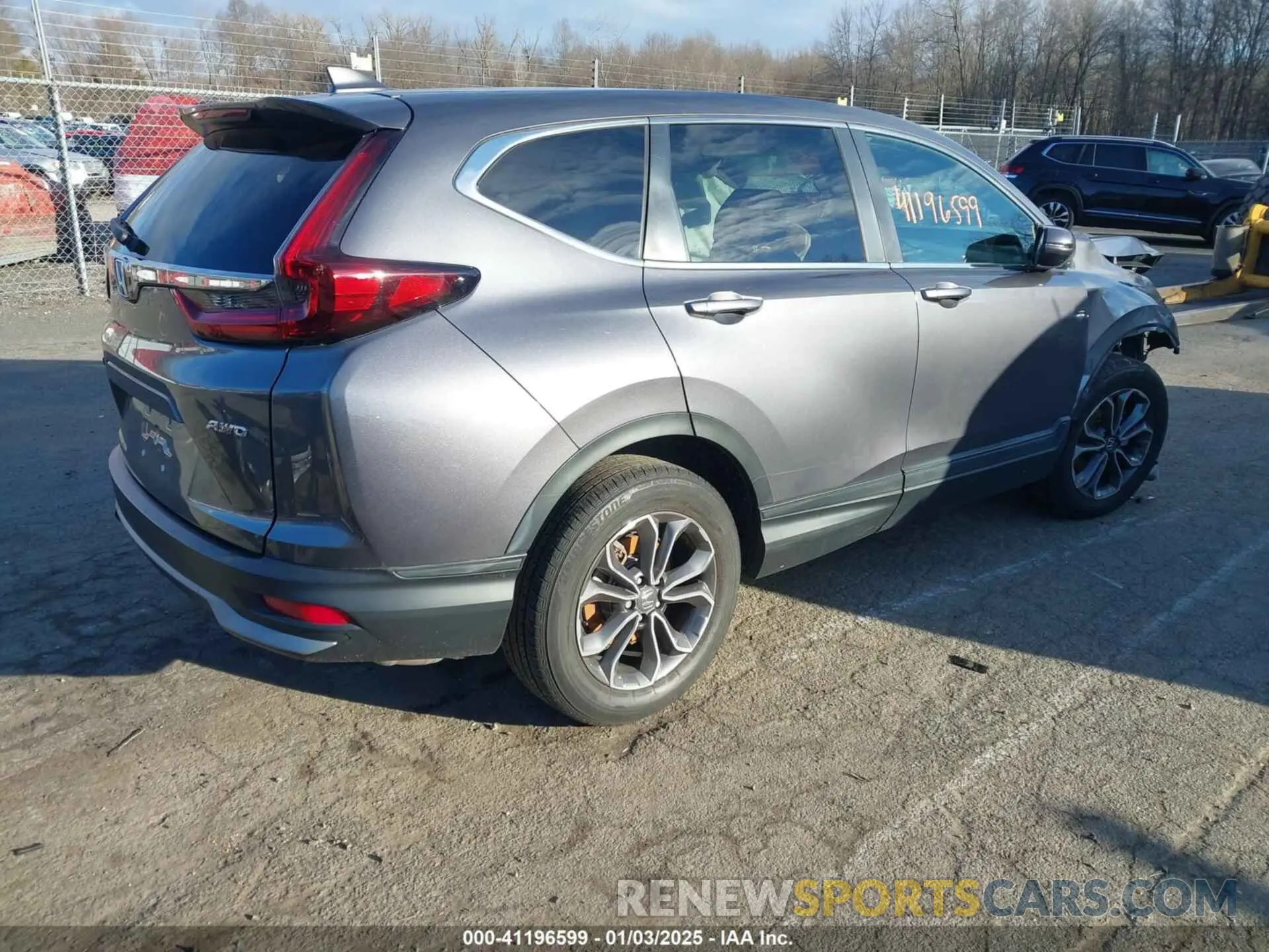 4 Photograph of a damaged car 2HKRW2H83LH657555 HONDA CR-V 2020