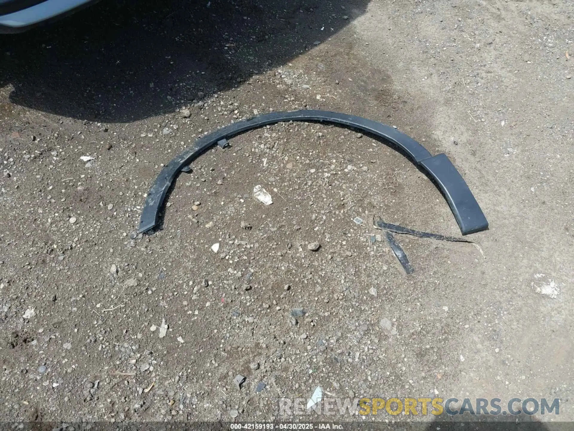 12 Photograph of a damaged car 2HKRW2H85LH661459 HONDA CR-V 2020