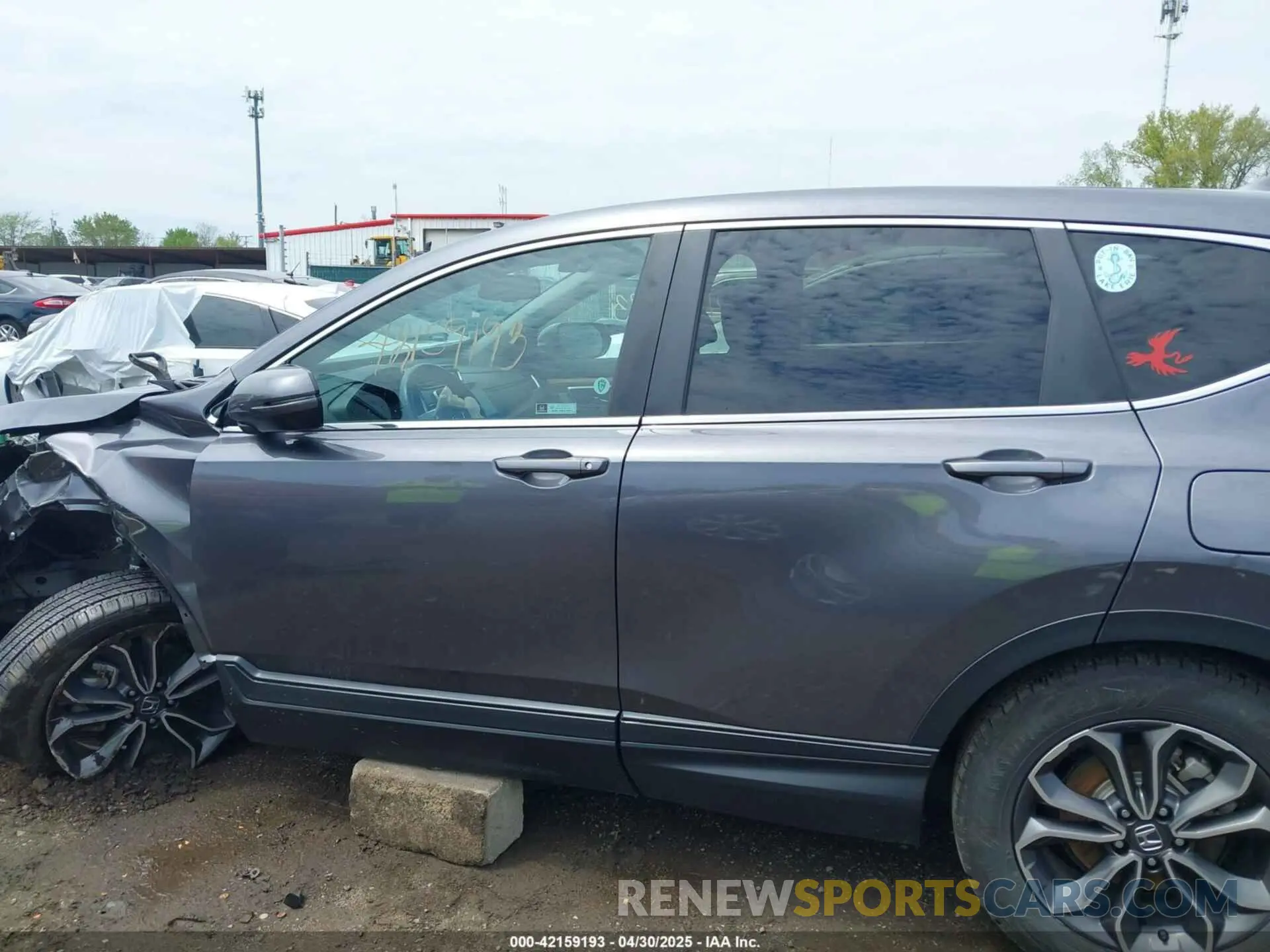 15 Photograph of a damaged car 2HKRW2H85LH661459 HONDA CR-V 2020