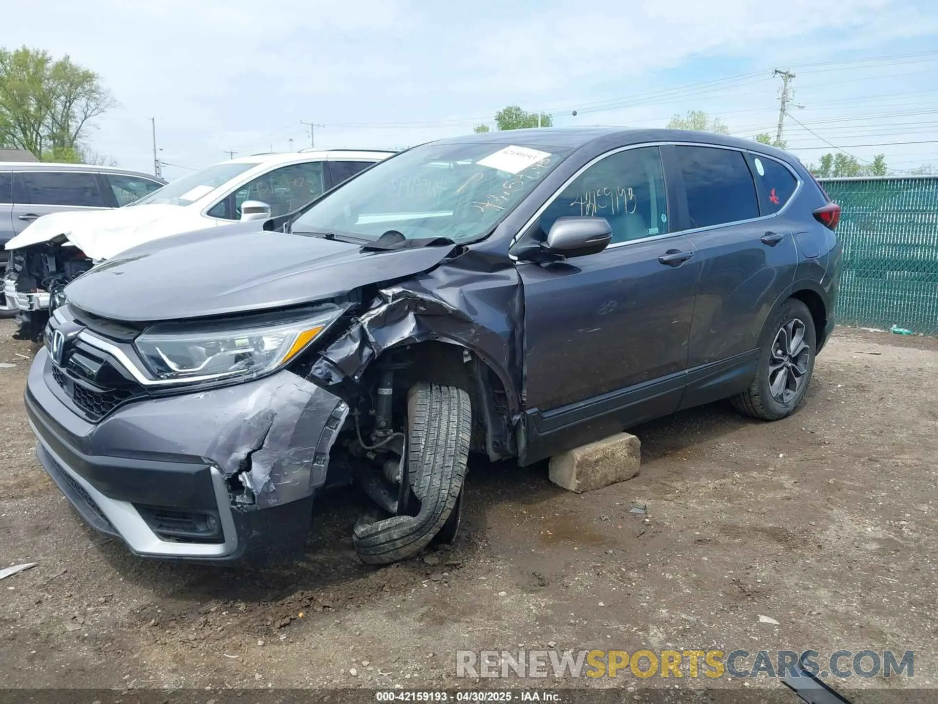 2 Photograph of a damaged car 2HKRW2H85LH661459 HONDA CR-V 2020