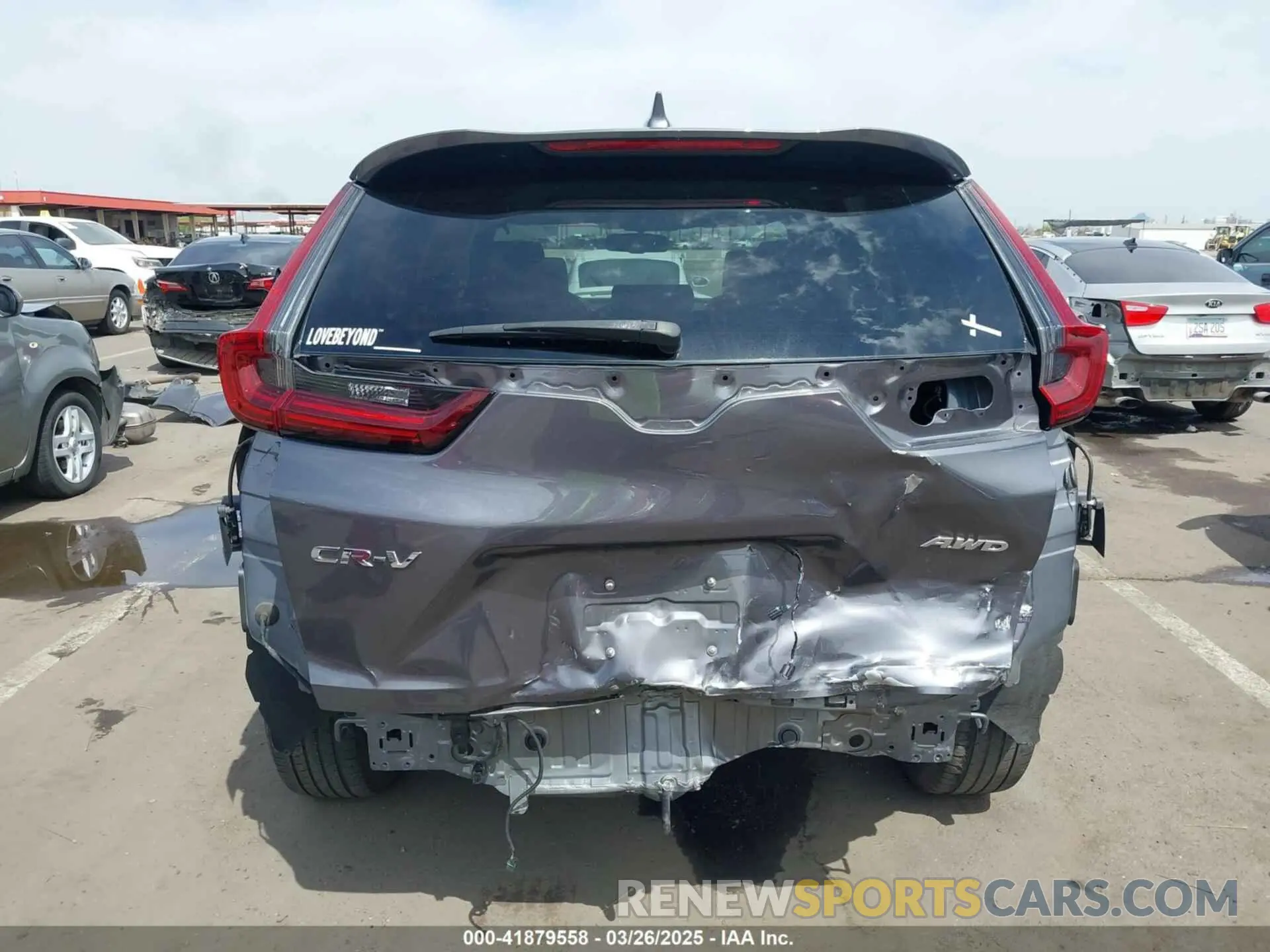 17 Photograph of a damaged car 2HKRW2H86LH687875 HONDA CR-V 2020