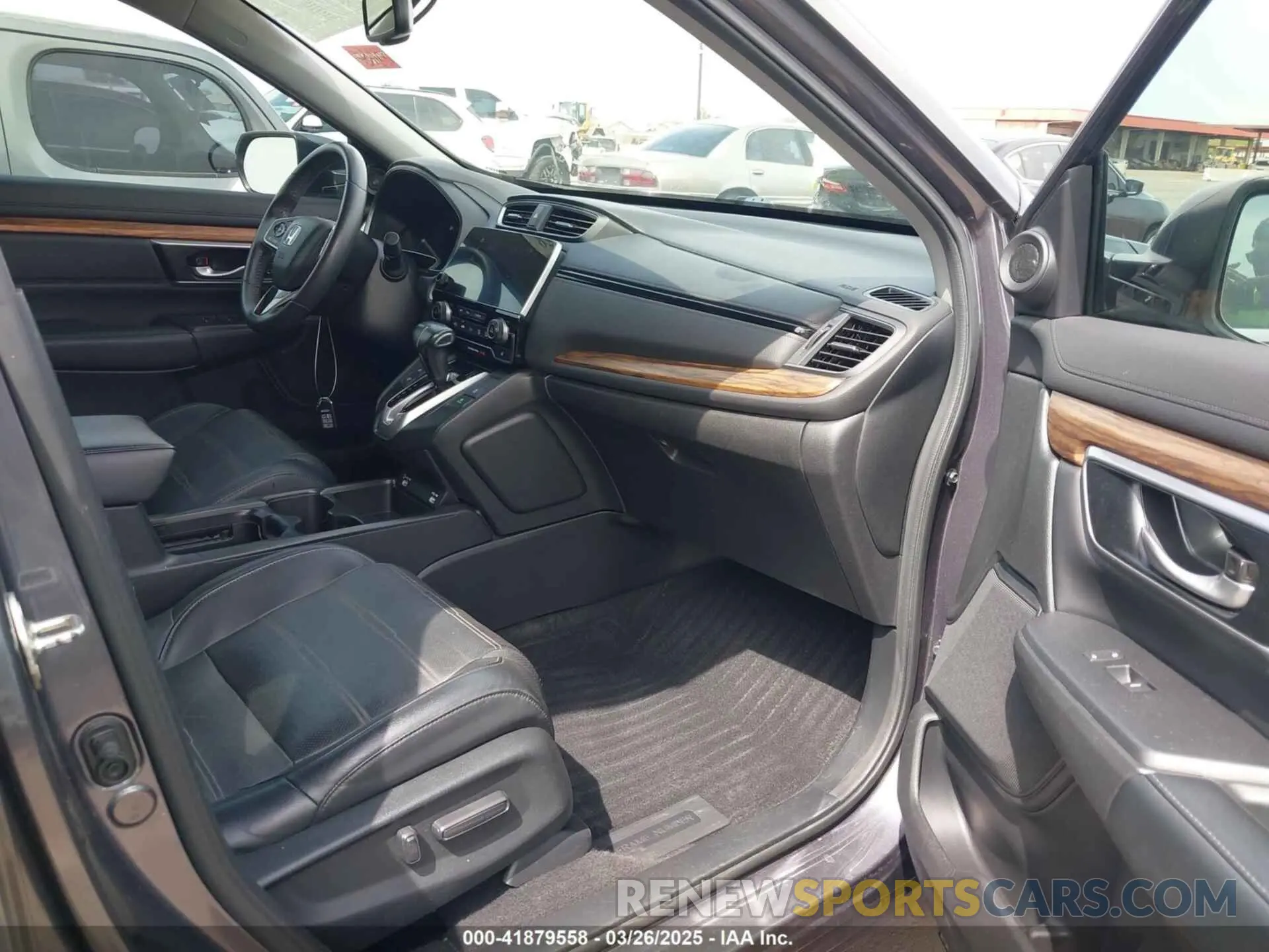 5 Photograph of a damaged car 2HKRW2H86LH687875 HONDA CR-V 2020