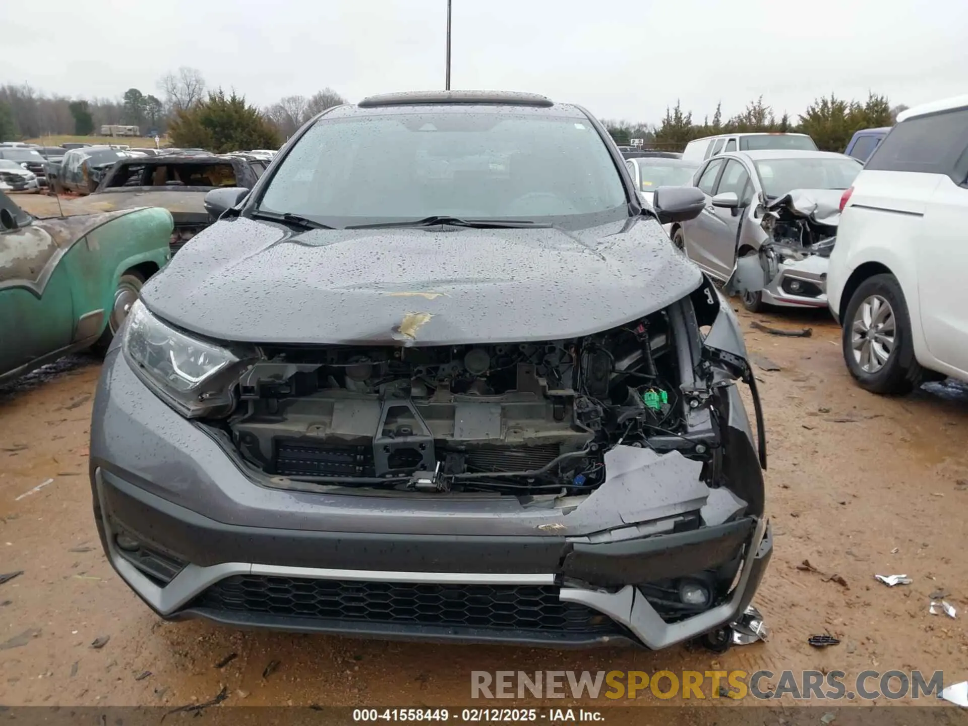 13 Photograph of a damaged car 2HKRW2H86LH699220 HONDA CR-V 2020