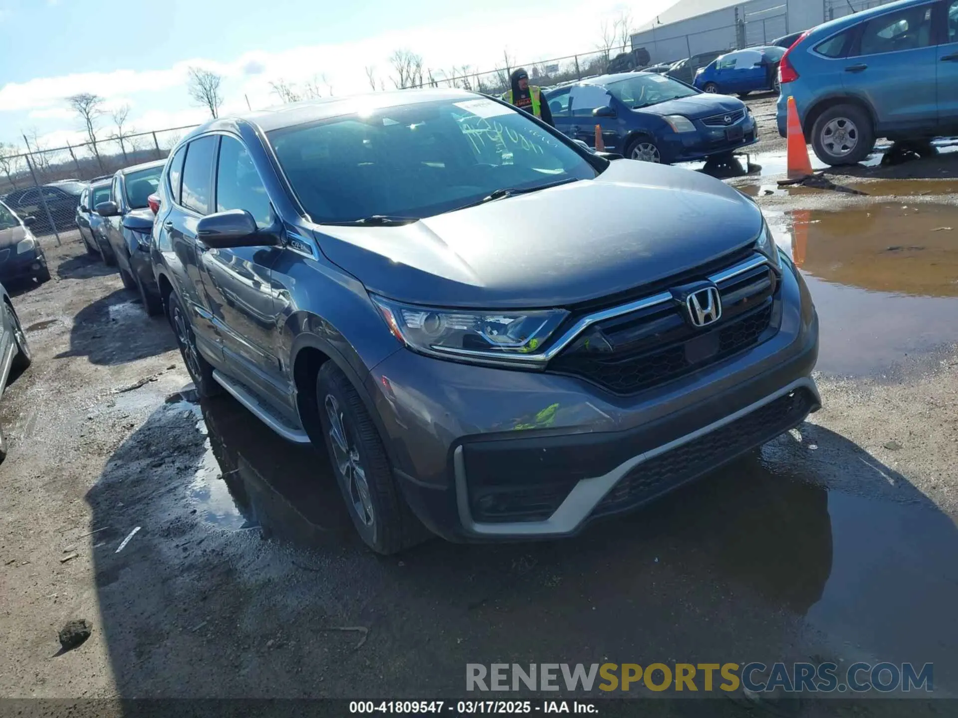1 Photograph of a damaged car 2HKRW2H87LH611467 HONDA CR-V 2020