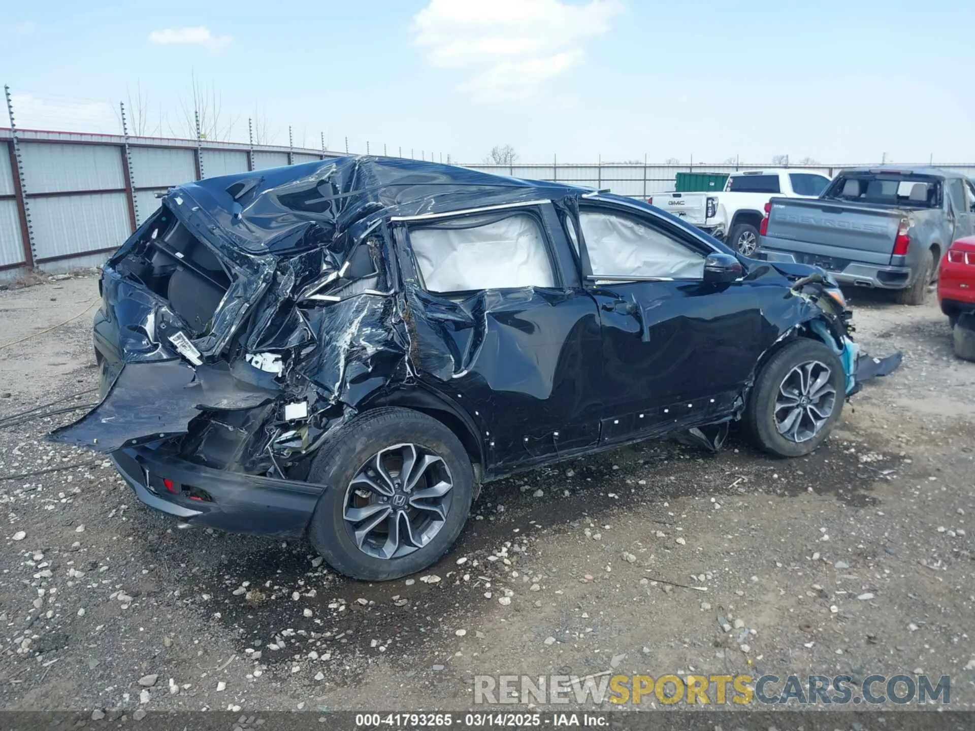 6 Photograph of a damaged car 2HKRW2H89LH696263 HONDA CR-V 2020