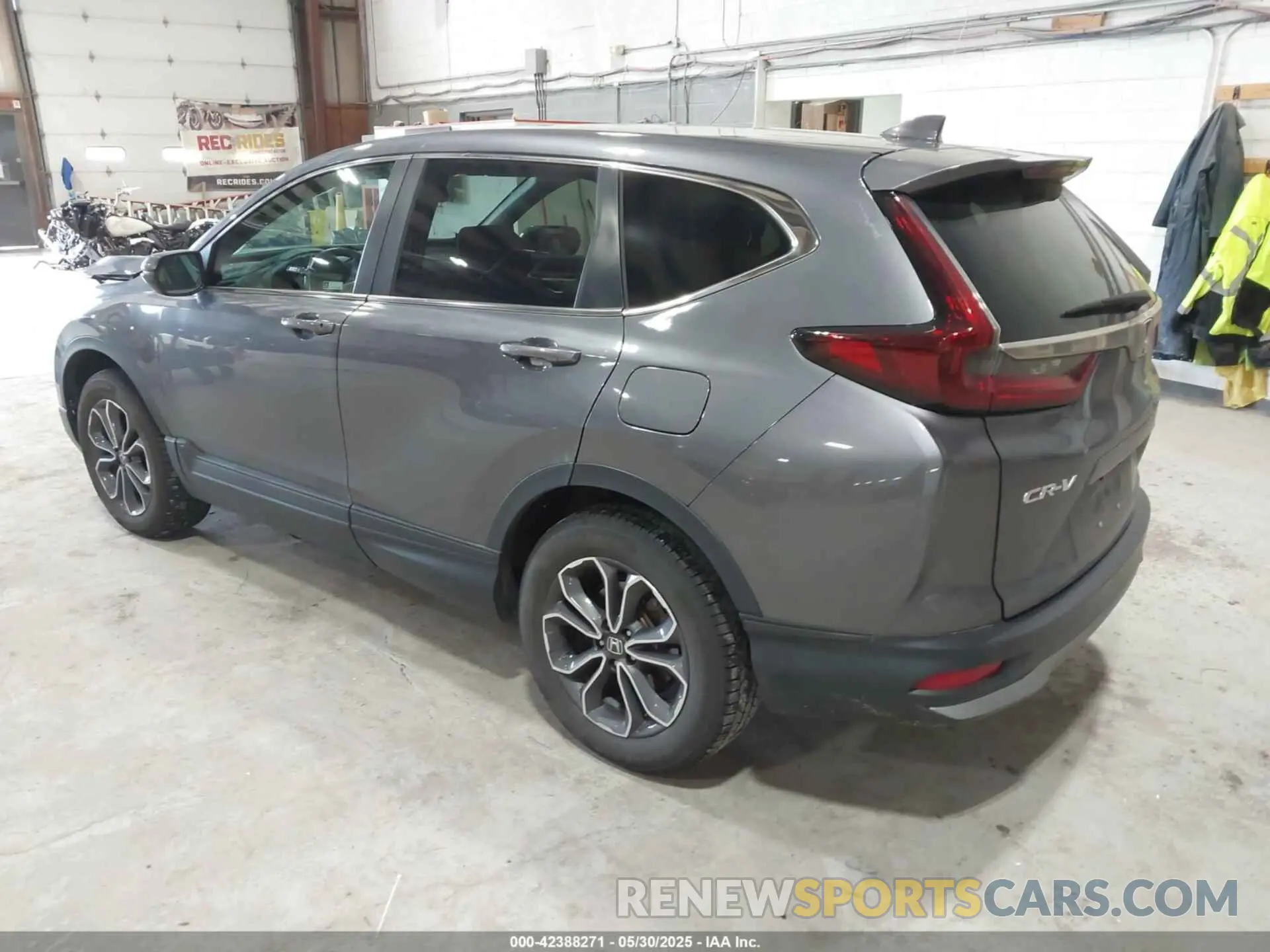 3 Photograph of a damaged car 2HKRW2H8XLH636895 HONDA CR-V 2020