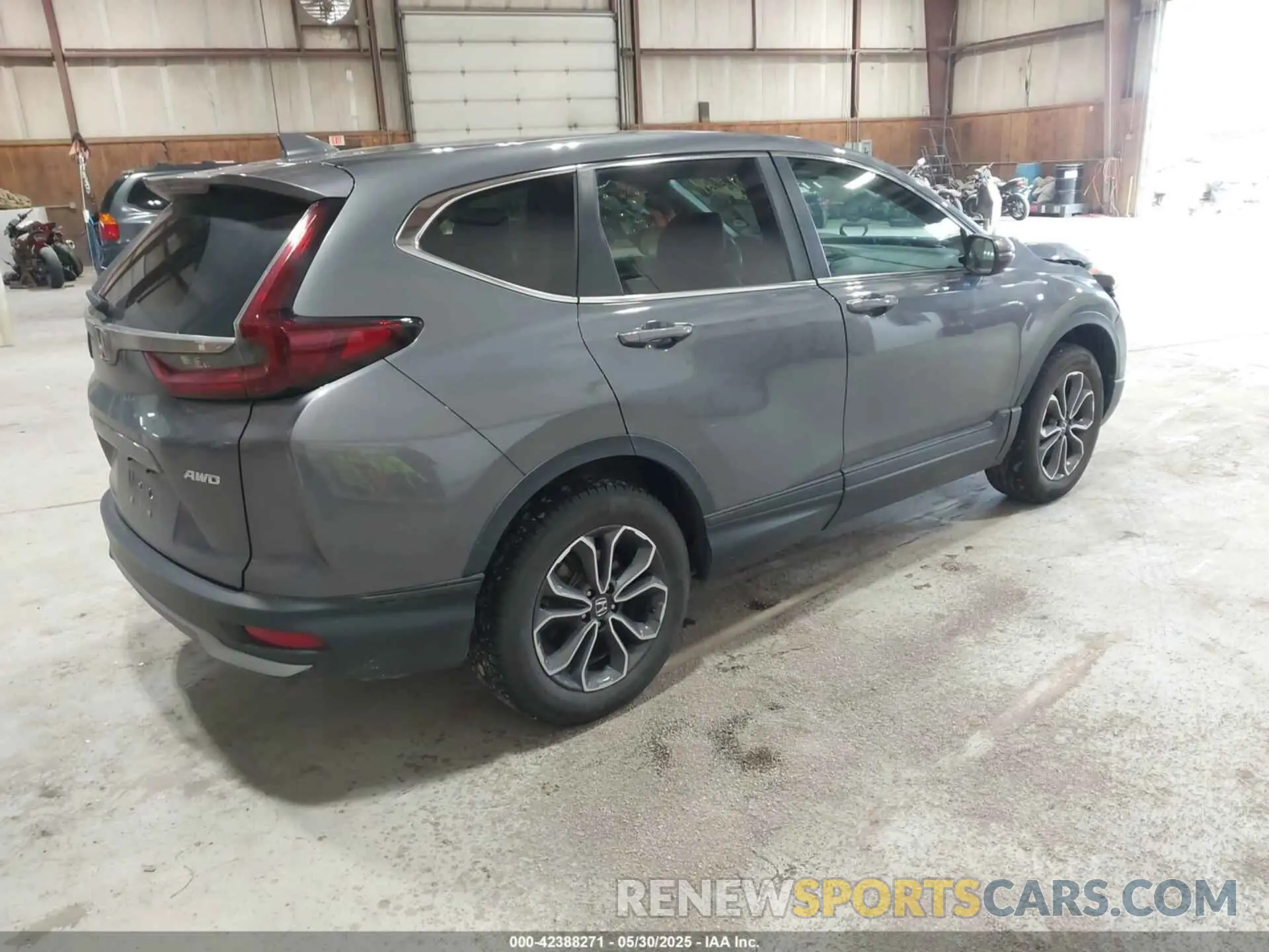 4 Photograph of a damaged car 2HKRW2H8XLH636895 HONDA CR-V 2020
