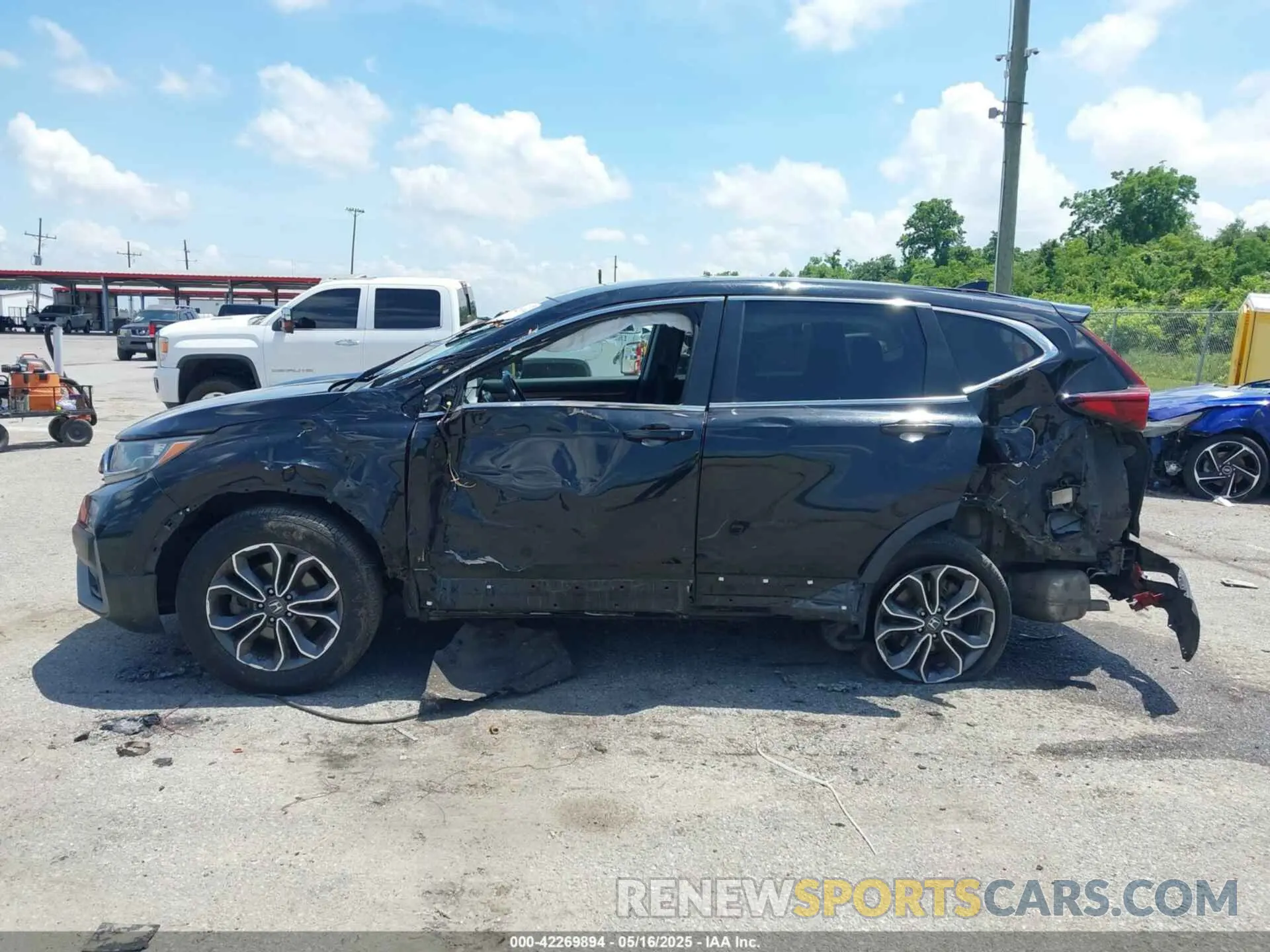 14 Photograph of a damaged car 2HKRW2H8XLH675406 HONDA CR-V 2020