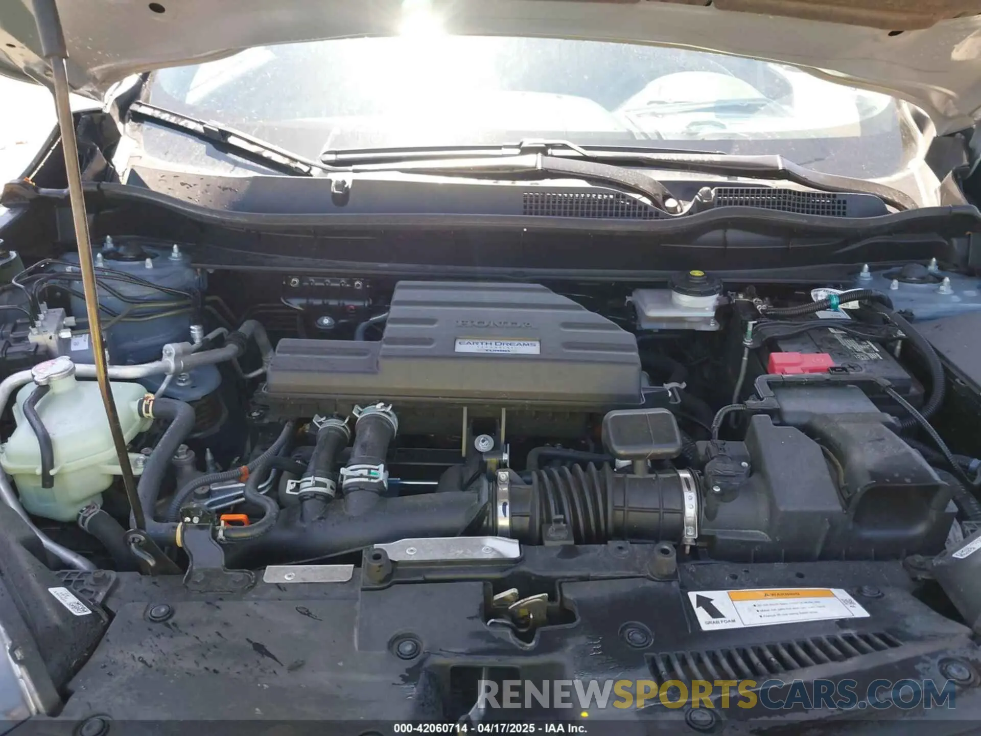 10 Photograph of a damaged car 2HKRW2H90LH608435 HONDA CR-V 2020
