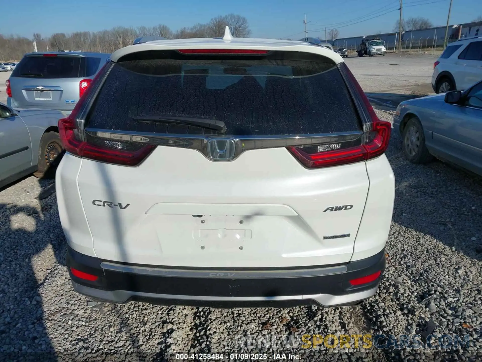 16 Photograph of a damaged car 2HKRW2H91LH643923 HONDA CR-V 2020