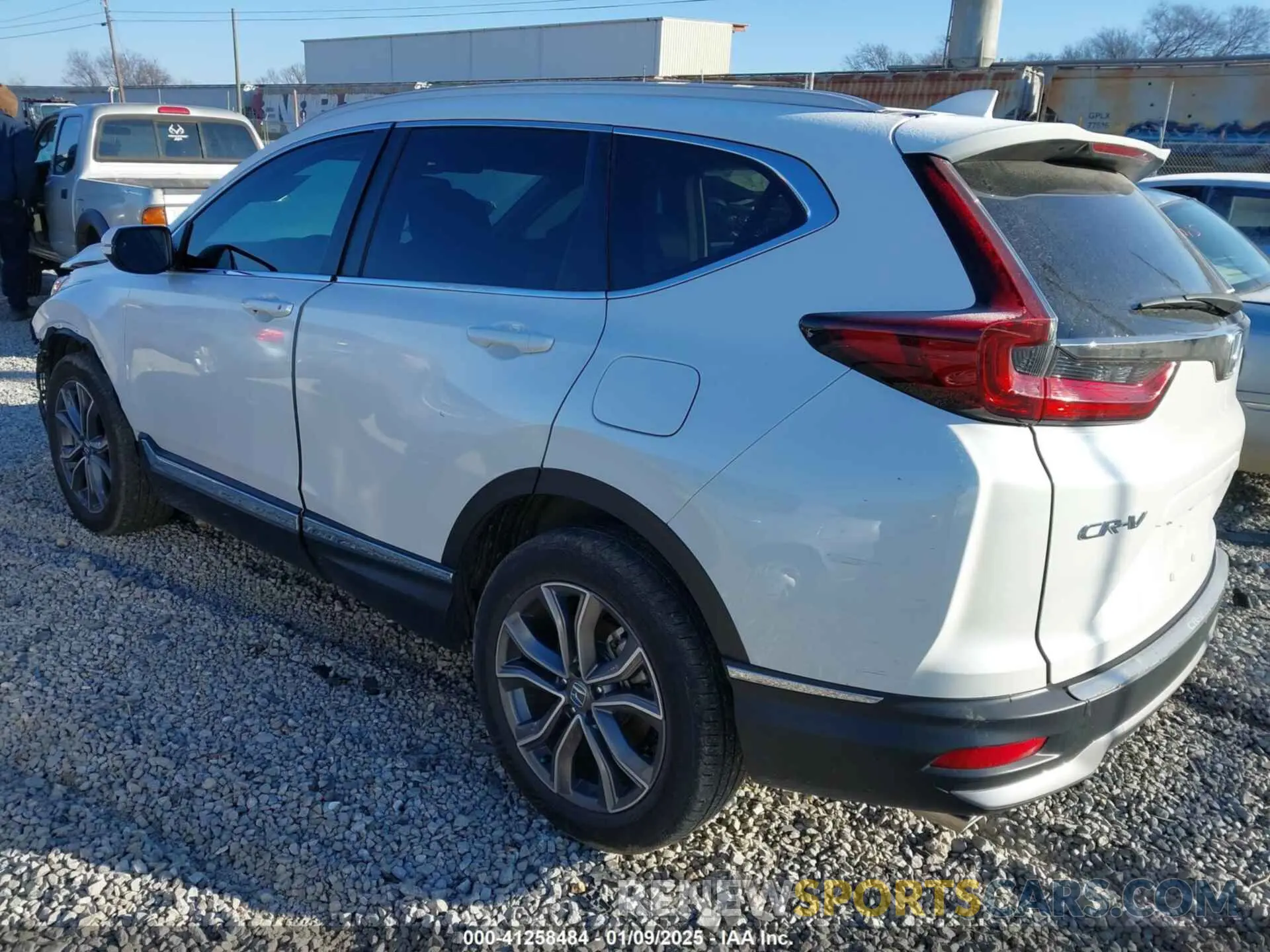 3 Photograph of a damaged car 2HKRW2H91LH643923 HONDA CR-V 2020
