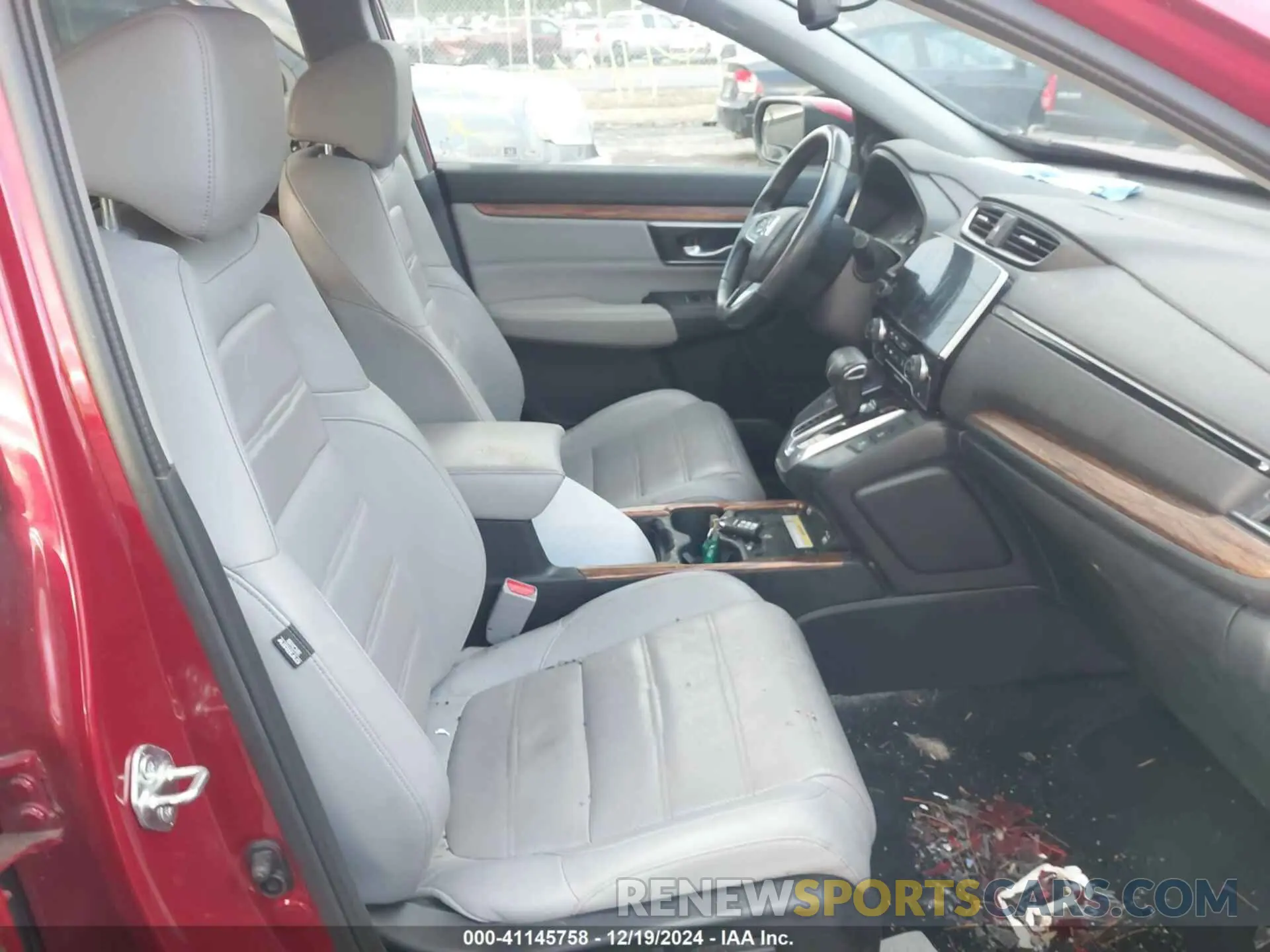 5 Photograph of a damaged car 2HKRW2H96LH659793 HONDA CR-V 2020
