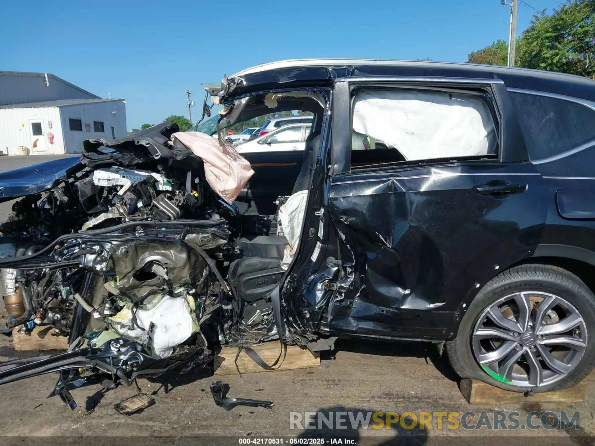 13 Photograph of a damaged car 2HKRW2H97LH675243 HONDA CR-V 2020