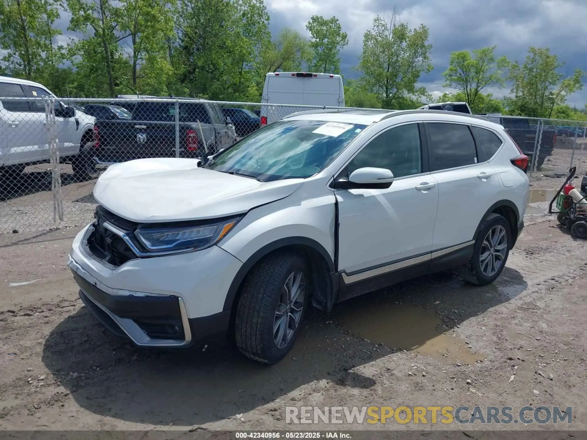 2 Photograph of a damaged car 2HKRW2H97LH676151 HONDA CR-V 2020